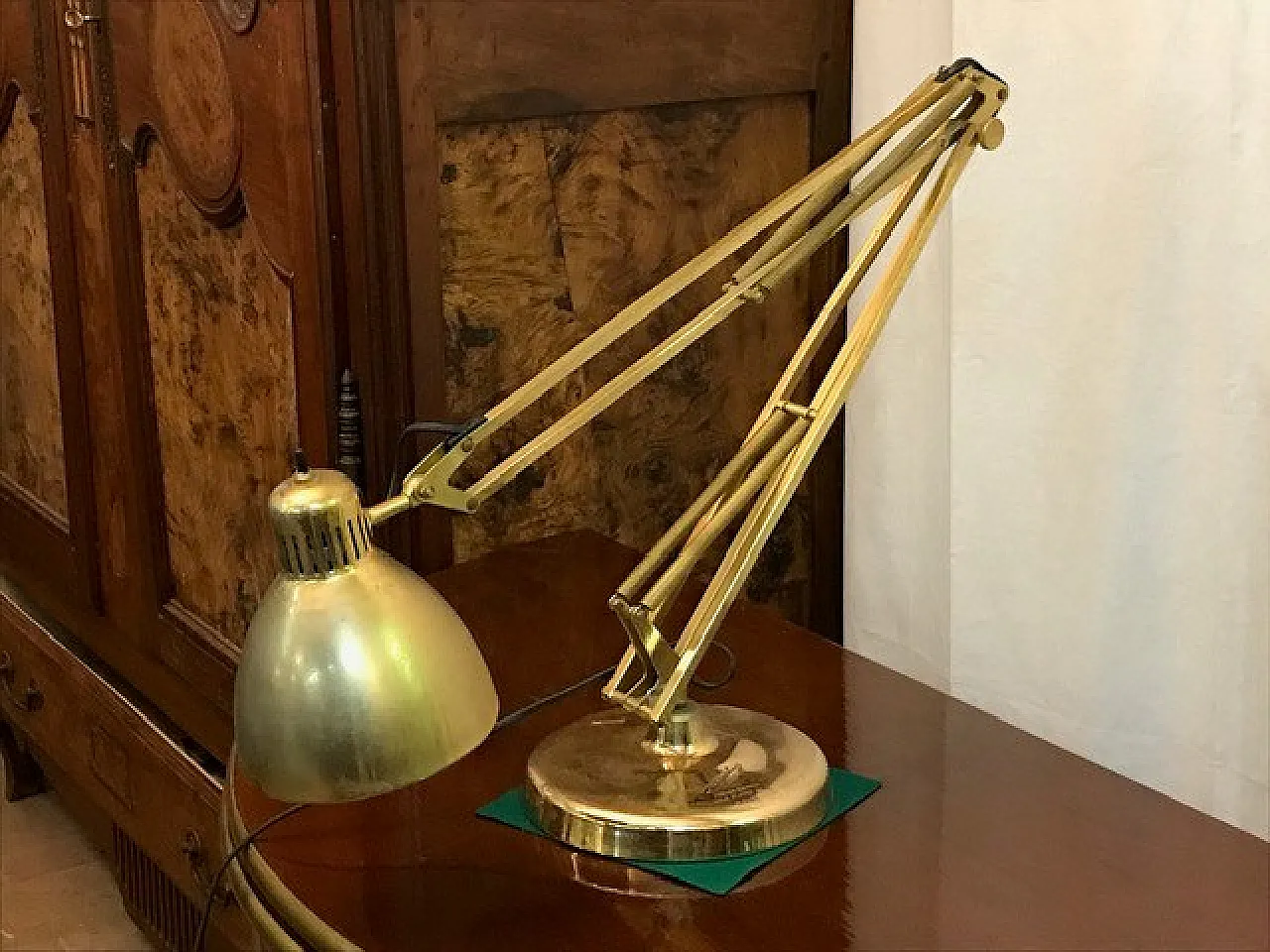 Naska Loris desk lamp by Jac Jacobsen golden plated, 80s 9