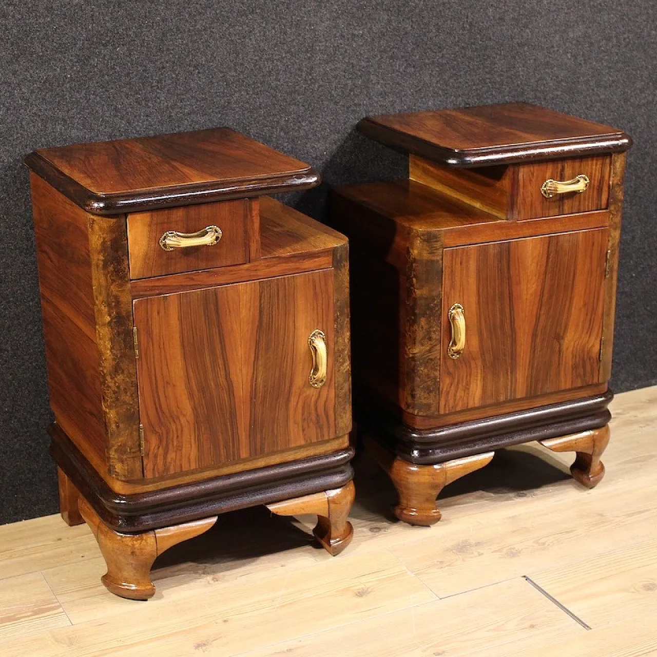 Pair of Italian bedside tables, 20th century 1