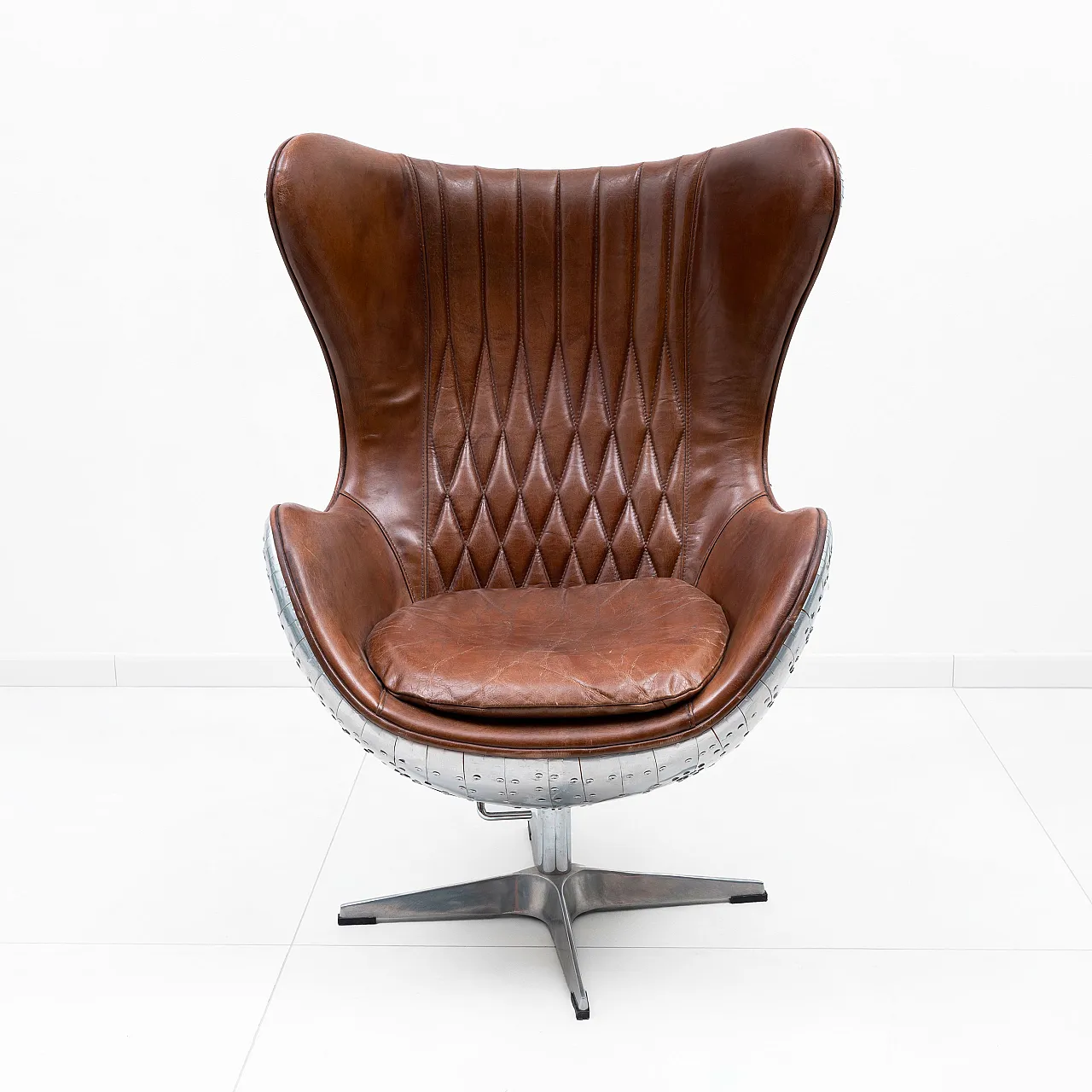 Mid-century Aviator Tomcat Egg chair, leather and metal, 1970s 2