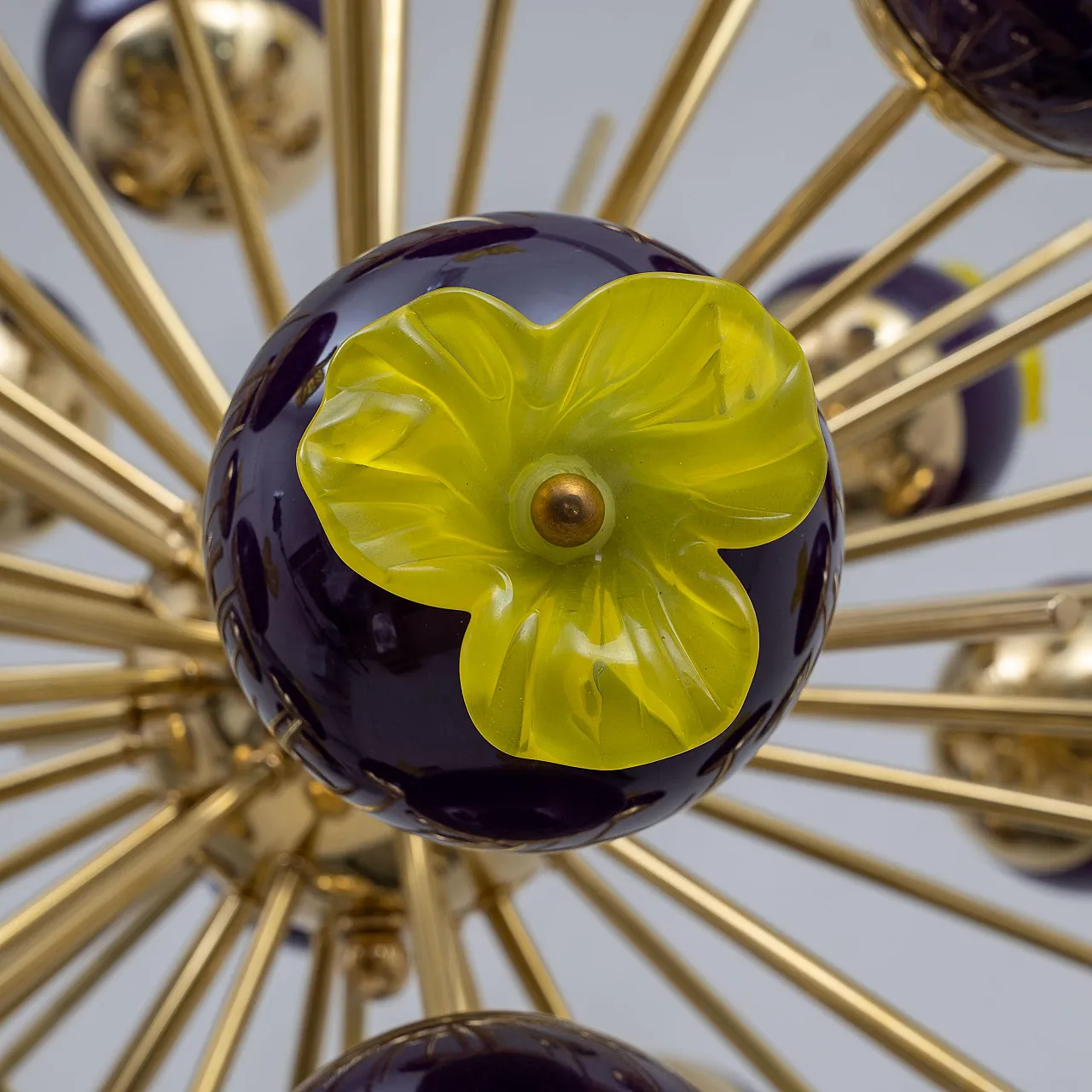 Murano glass and brass Sputnik chandelier, 20th century 9