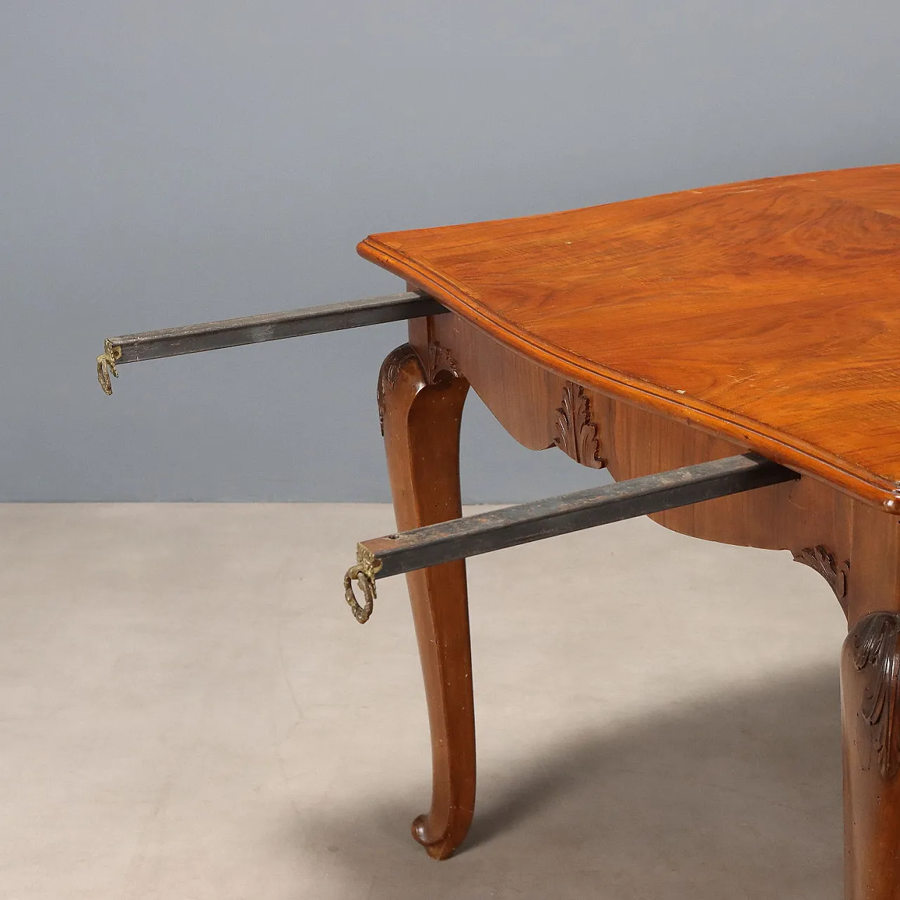 Walnut table, early 20th century 9