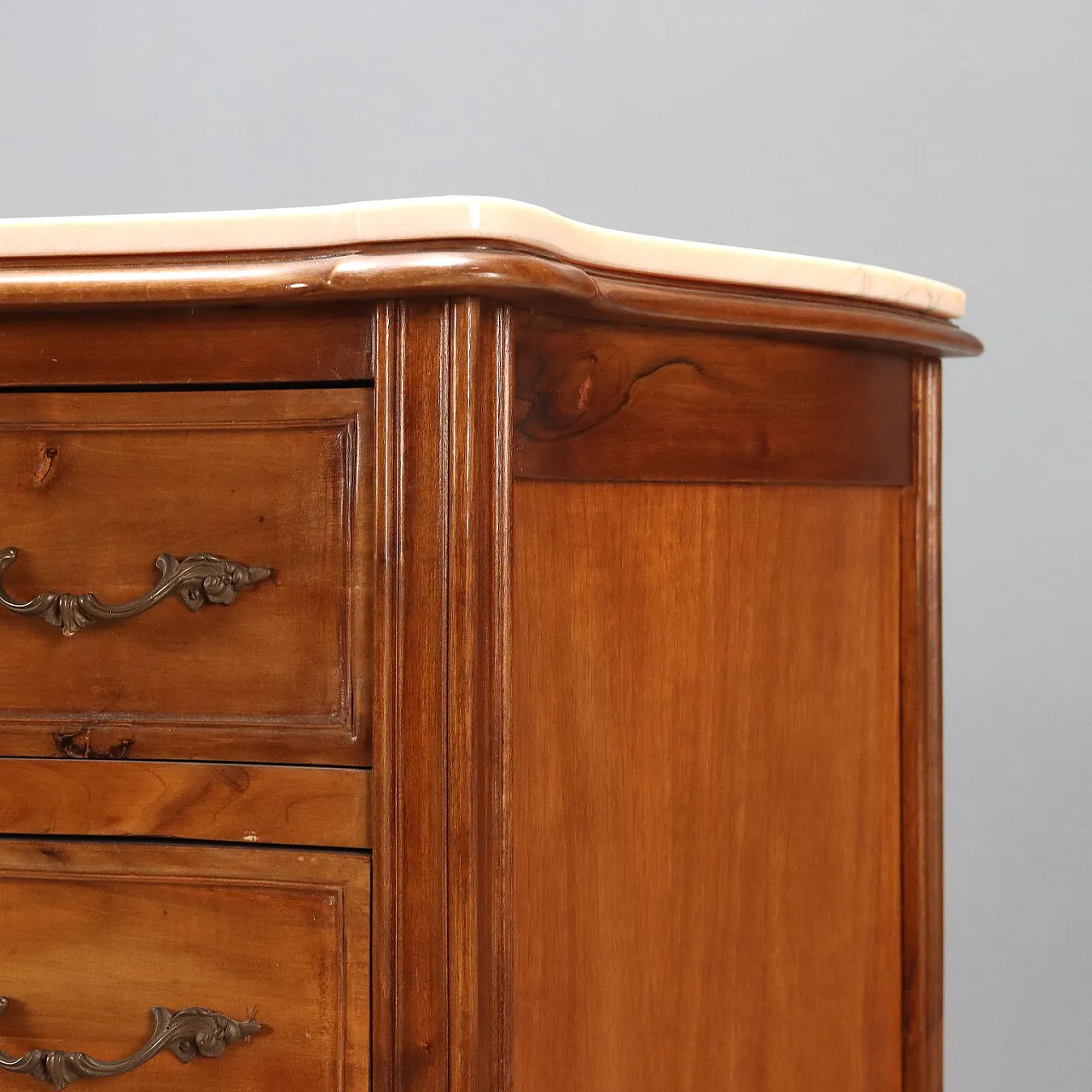 Baroque style walnut chest of drawers, 20th century 5