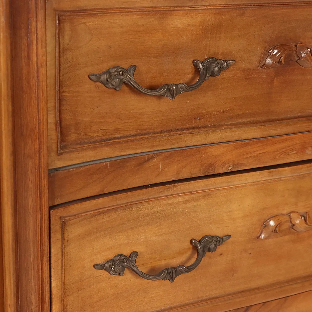 Baroque style walnut chest of drawers, 20th century 7