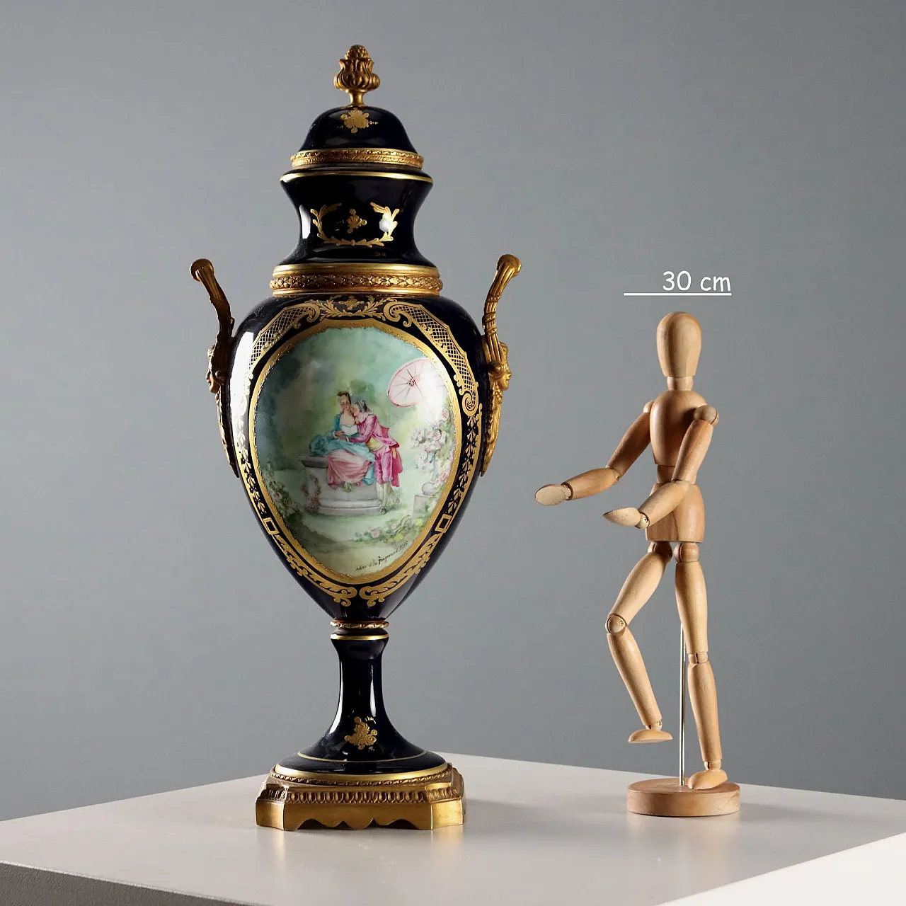Vaso in porcellana di Sèvres, '900 2