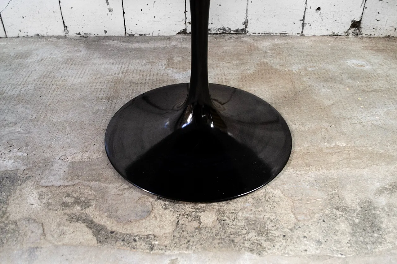 Tulip coffee table by Eero Saarinen for Knoll, 1980s 4