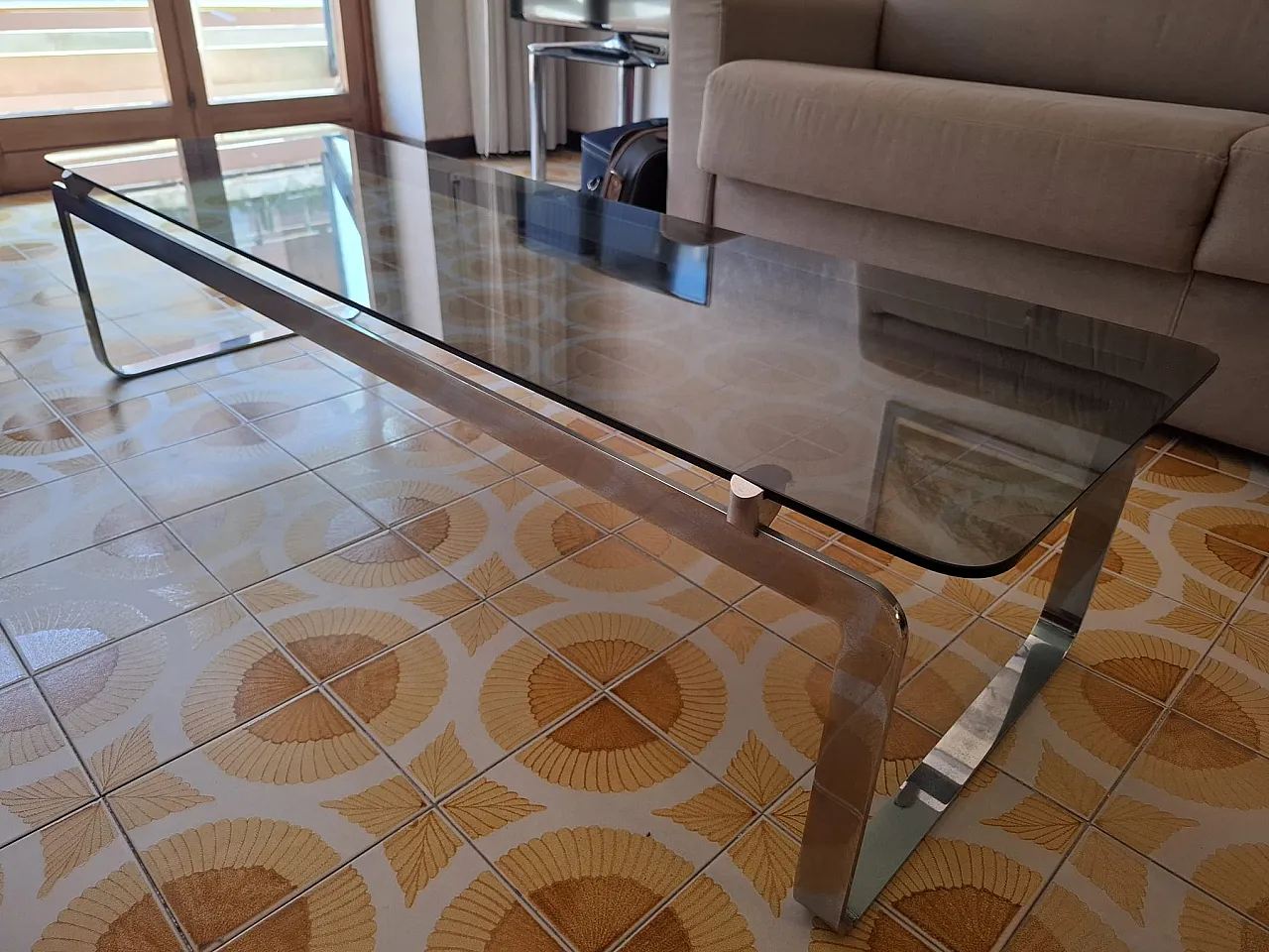 Coffee table in chromed steel and smoked glass 5
