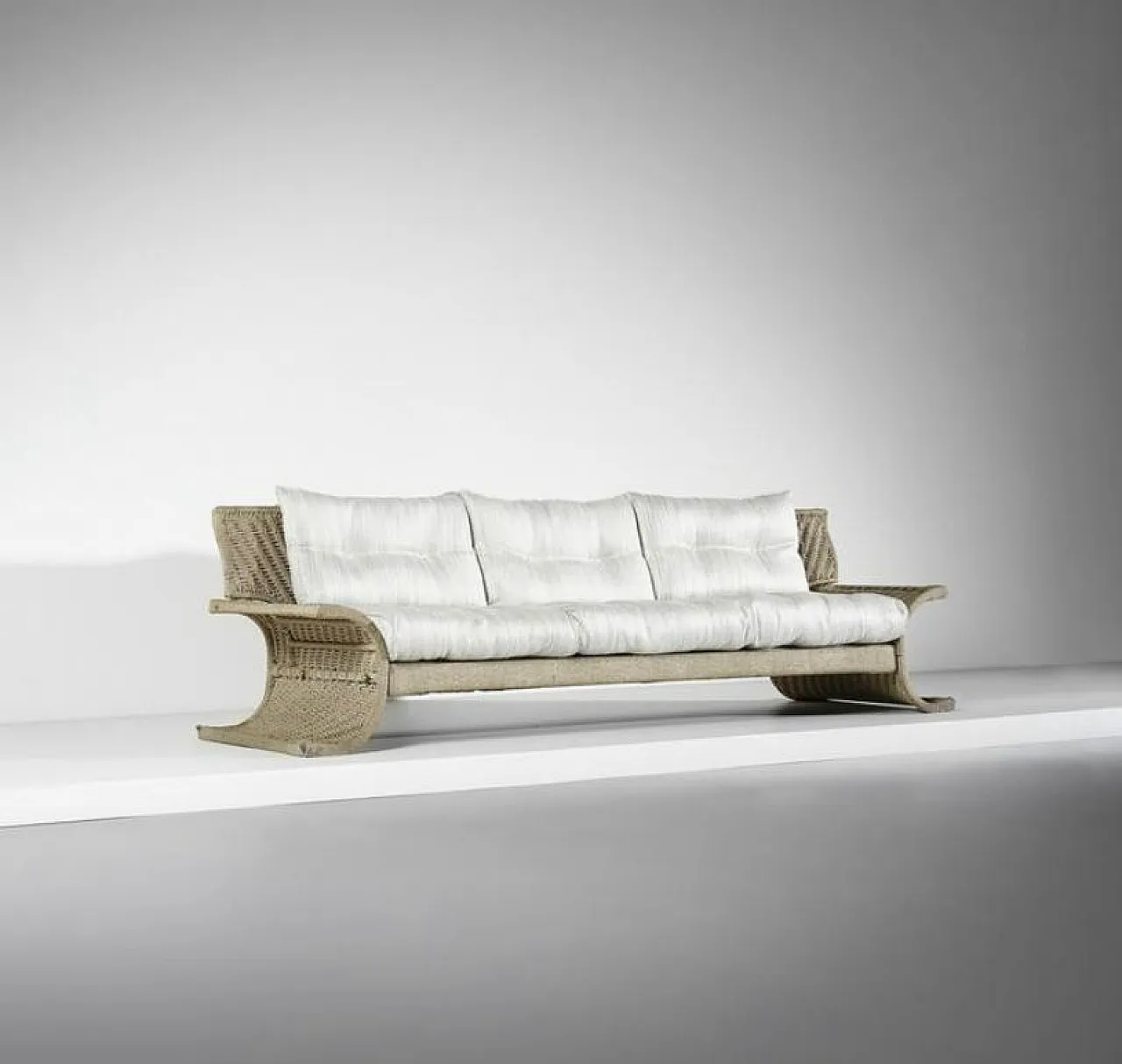 Wavy sofa by Marzio Cecchi in woven rattan, 1970s 4