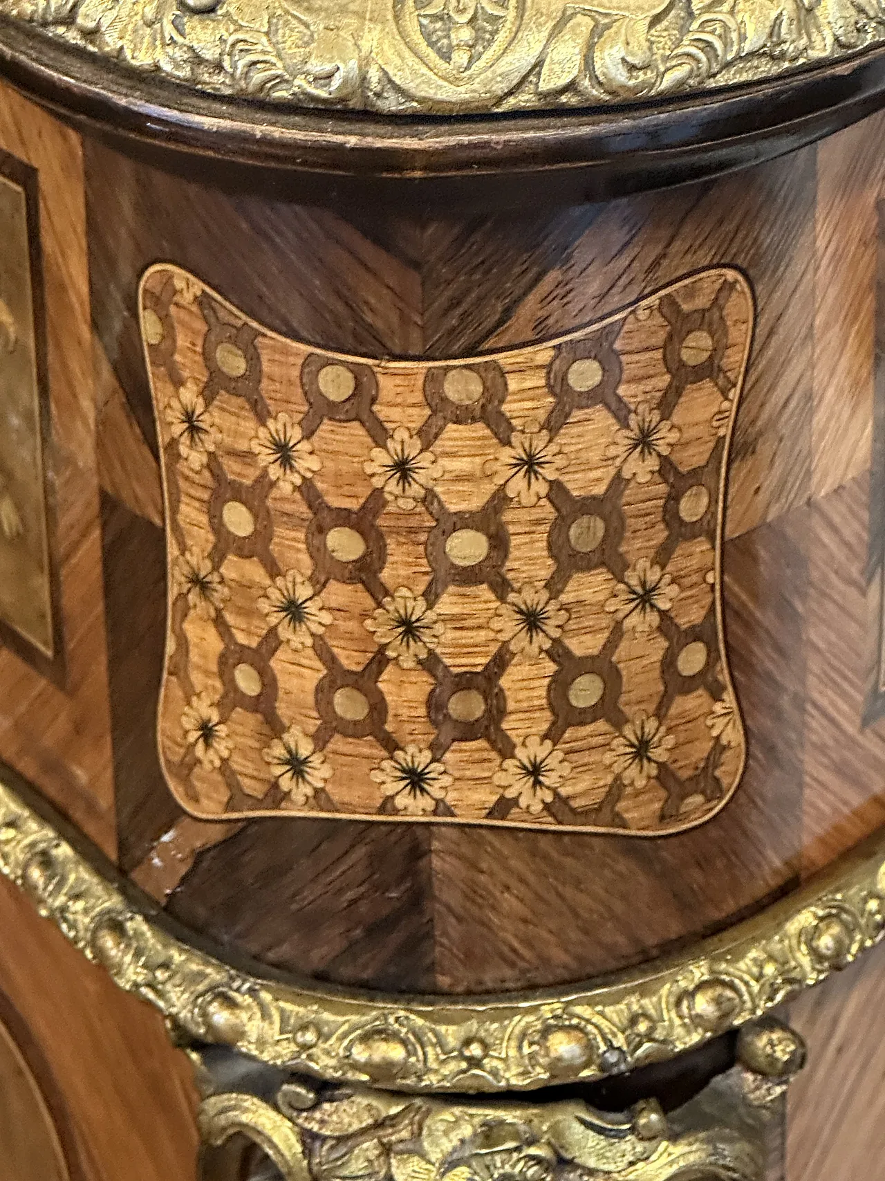 Napoleon III moved servant with gilded bronzes, Paris, mid-19th century 10