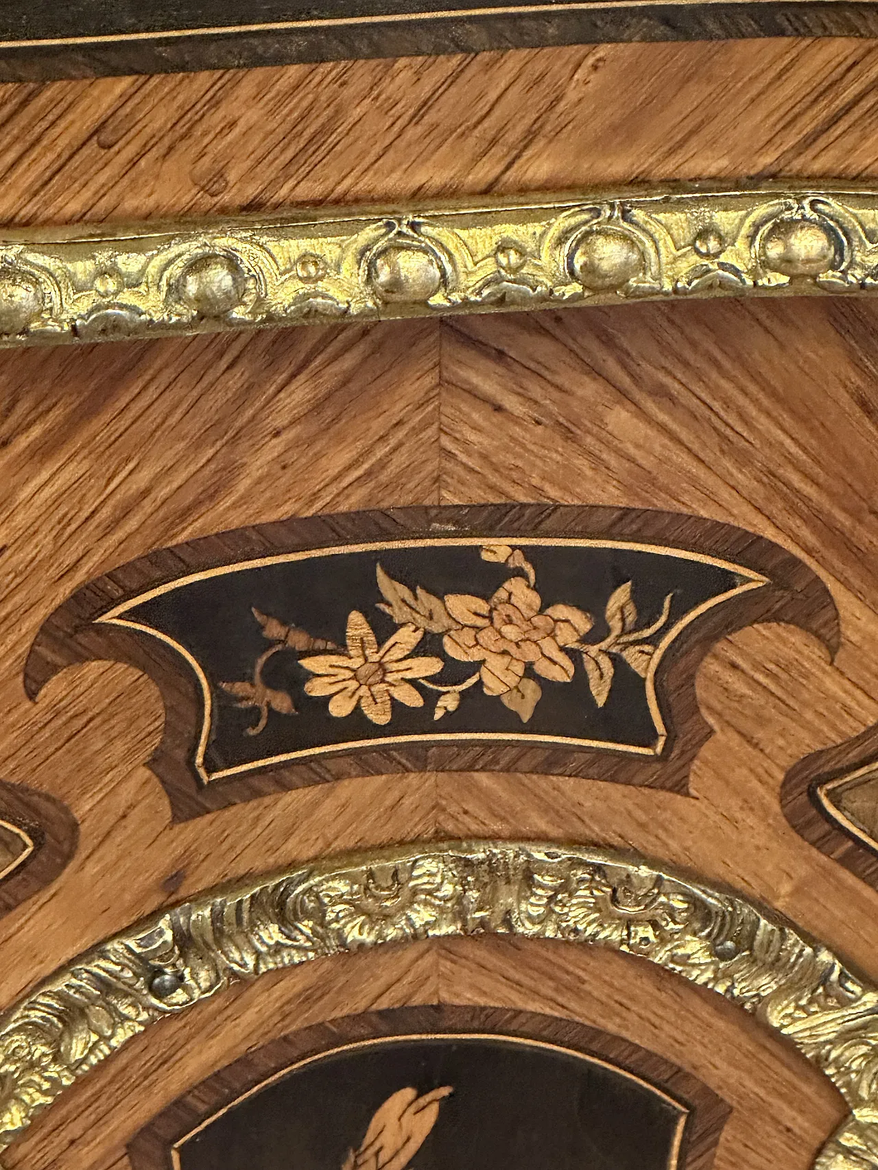 Napoleon III moved servant with gilded bronzes, Paris, mid-19th century 12