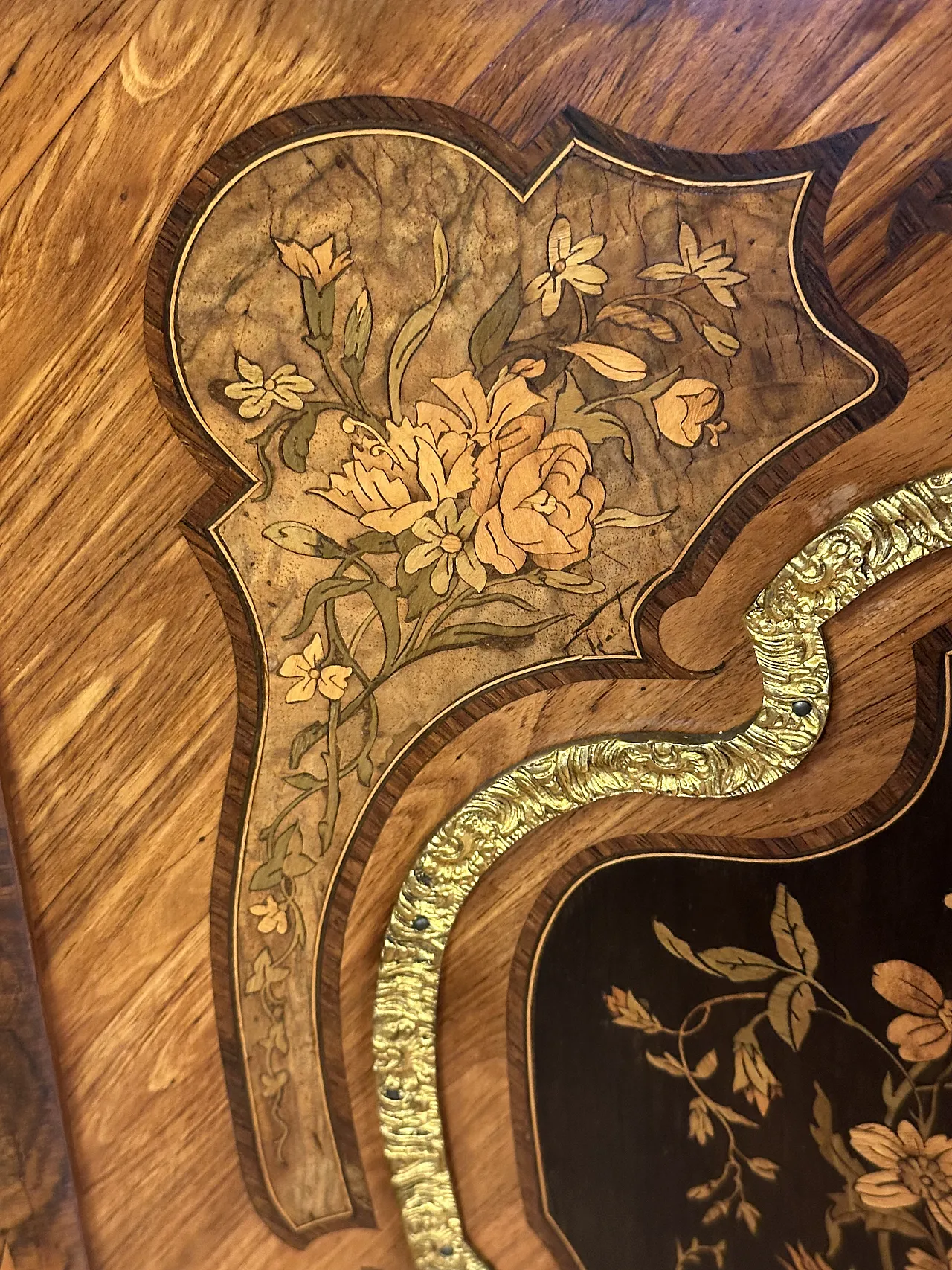 Napoleon III moved servant with gilded bronzes, Paris, mid-19th century 14