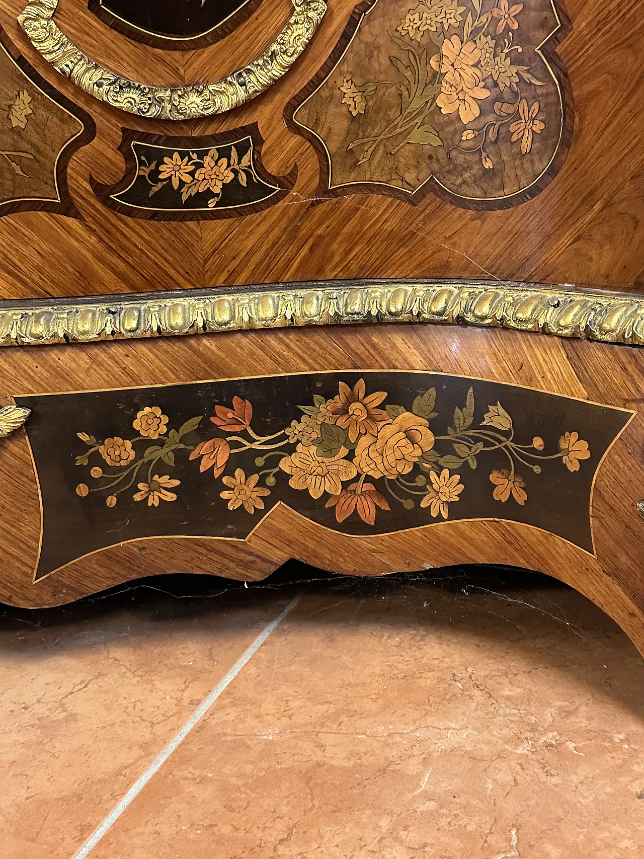 Napoleon III moved servant with gilded bronzes, Paris, mid-19th century 17