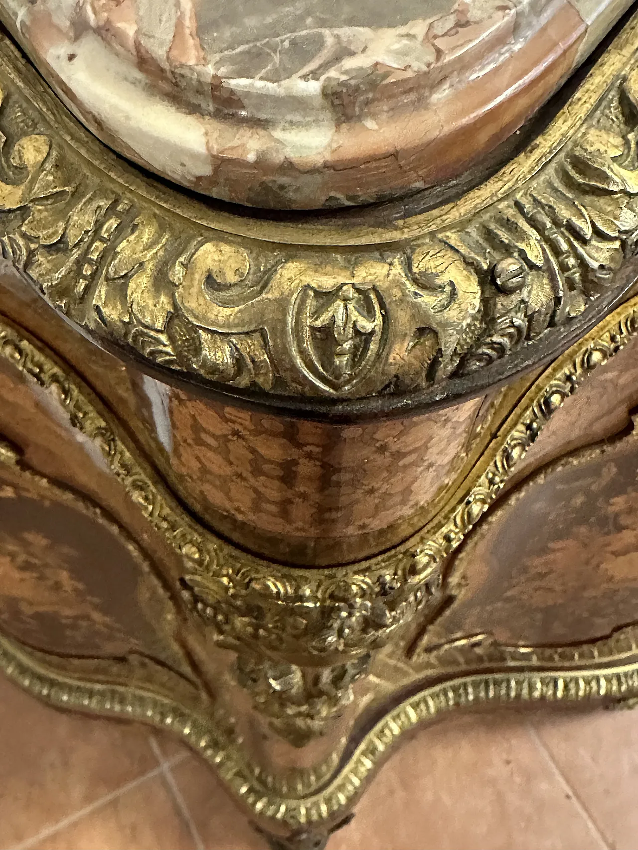 Napoleon III moved servant with gilded bronzes, Paris, mid-19th century 25