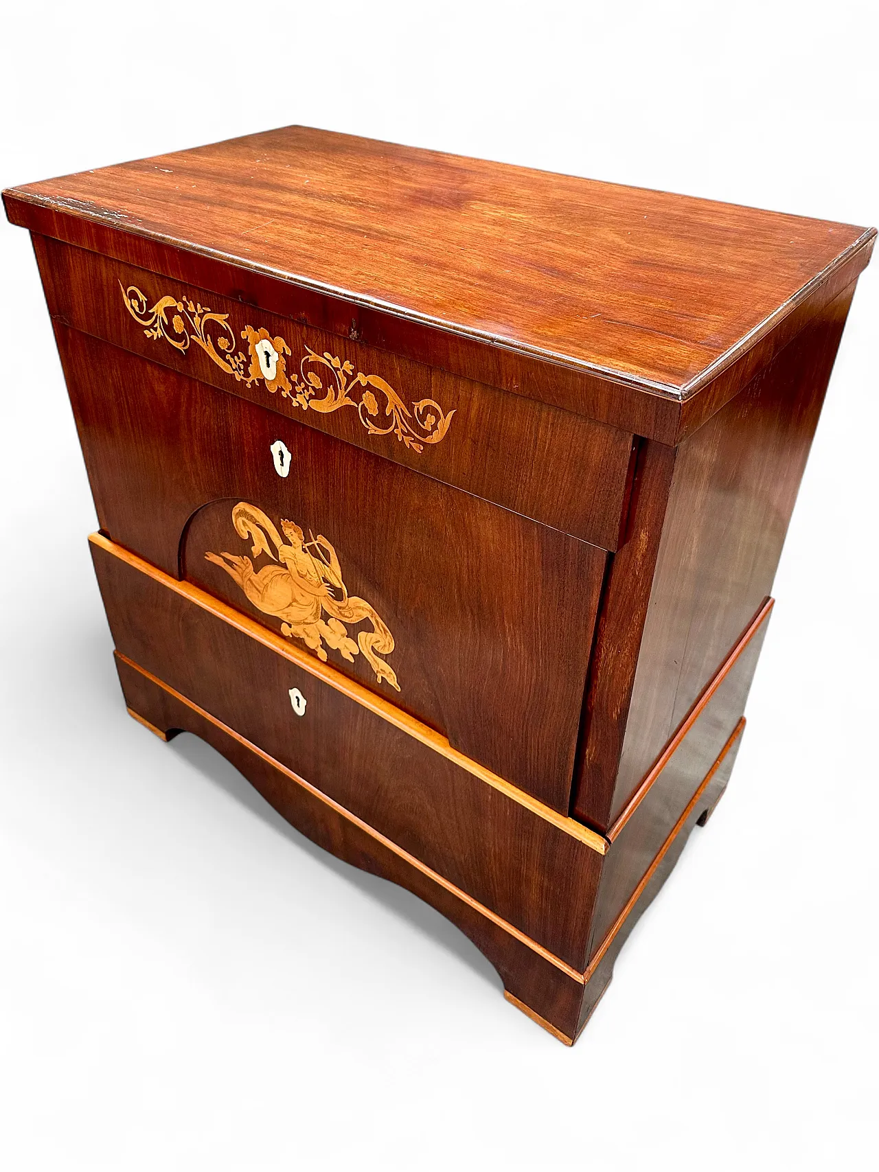 Biedermeier chest of drawers inlaid in mahogany, bone escutcheons, early 19th century 12