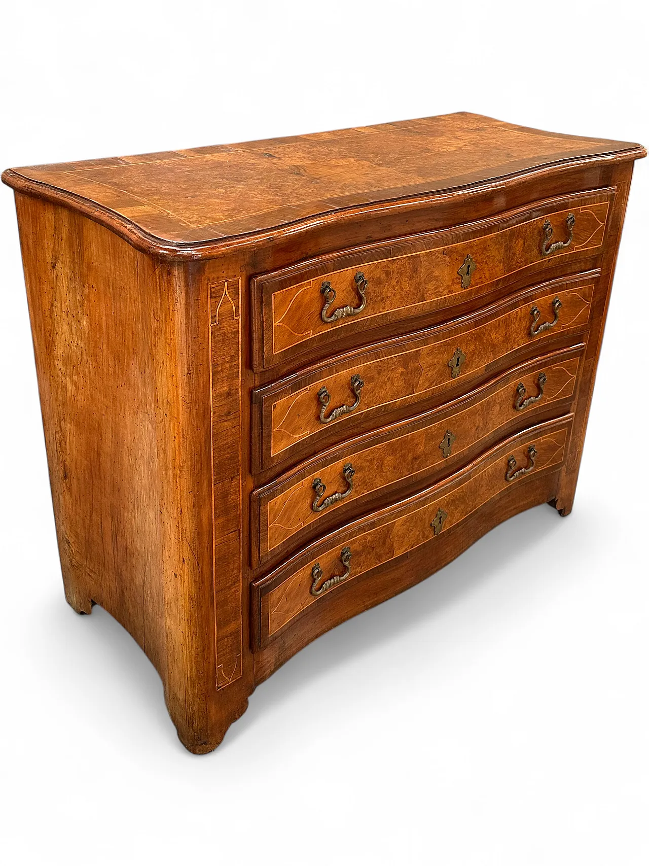 Louis XV chest of drawers, veneered in walnut and threaded, Piedmont, mid-18th century 12