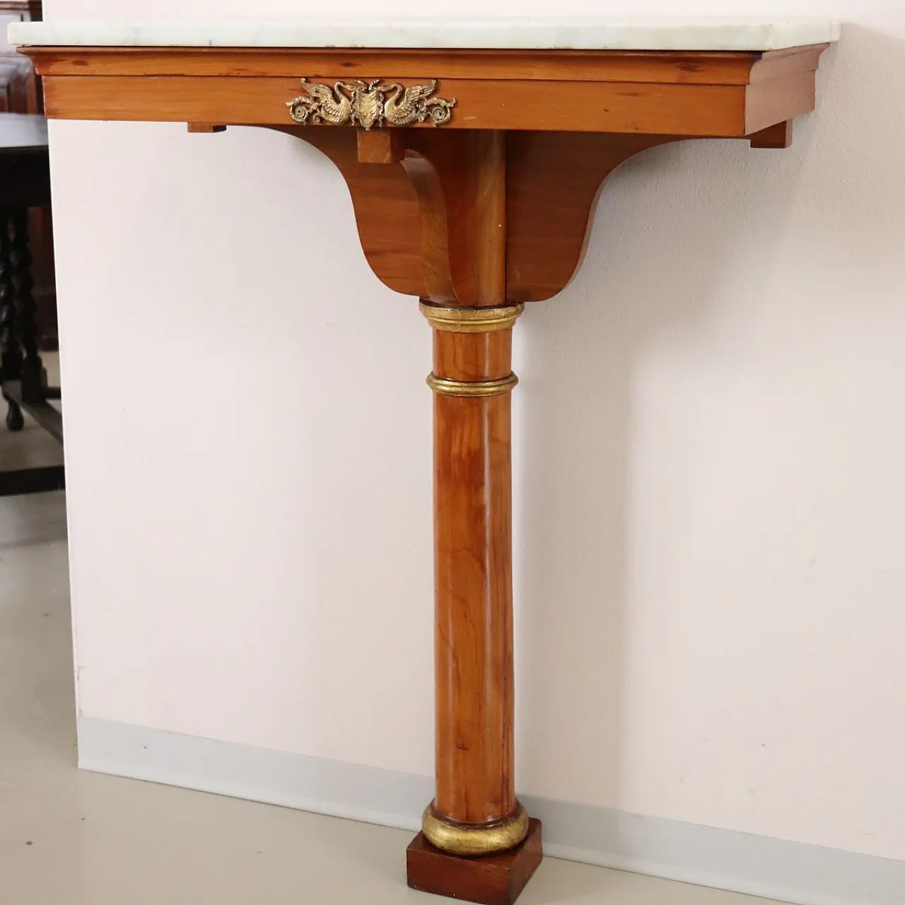 Small antique console in cherry wood and marble top, early 19th century 2