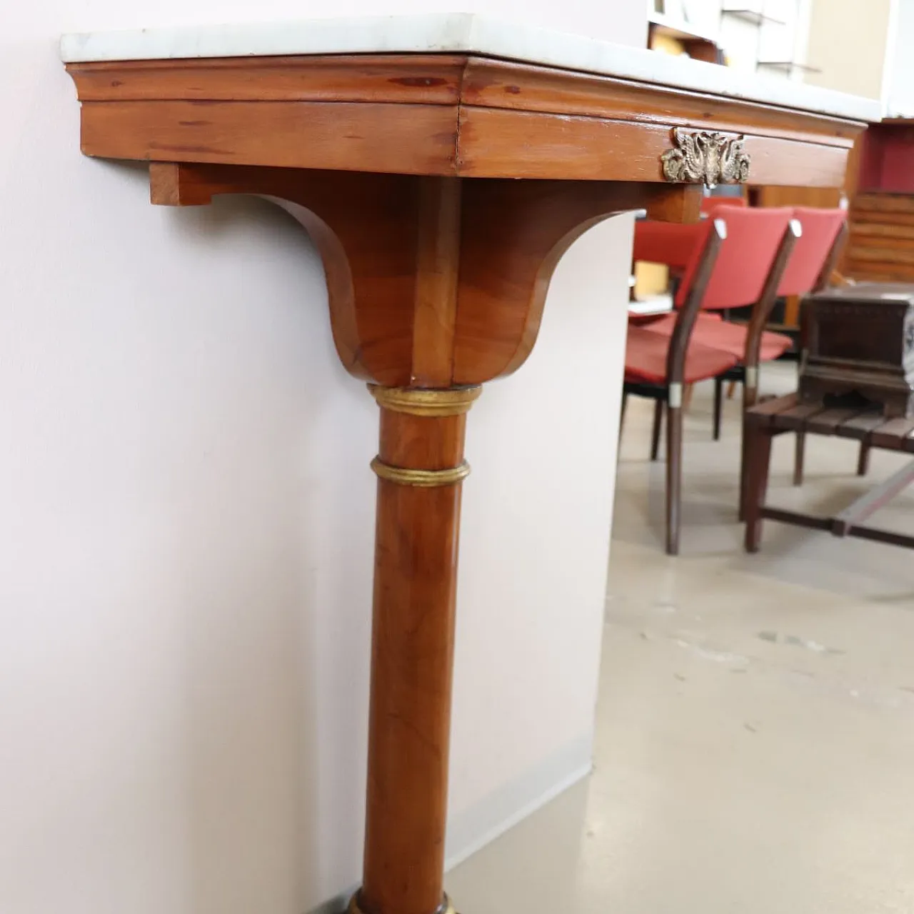 Small antique console in cherry wood and marble top, early 19th century 5