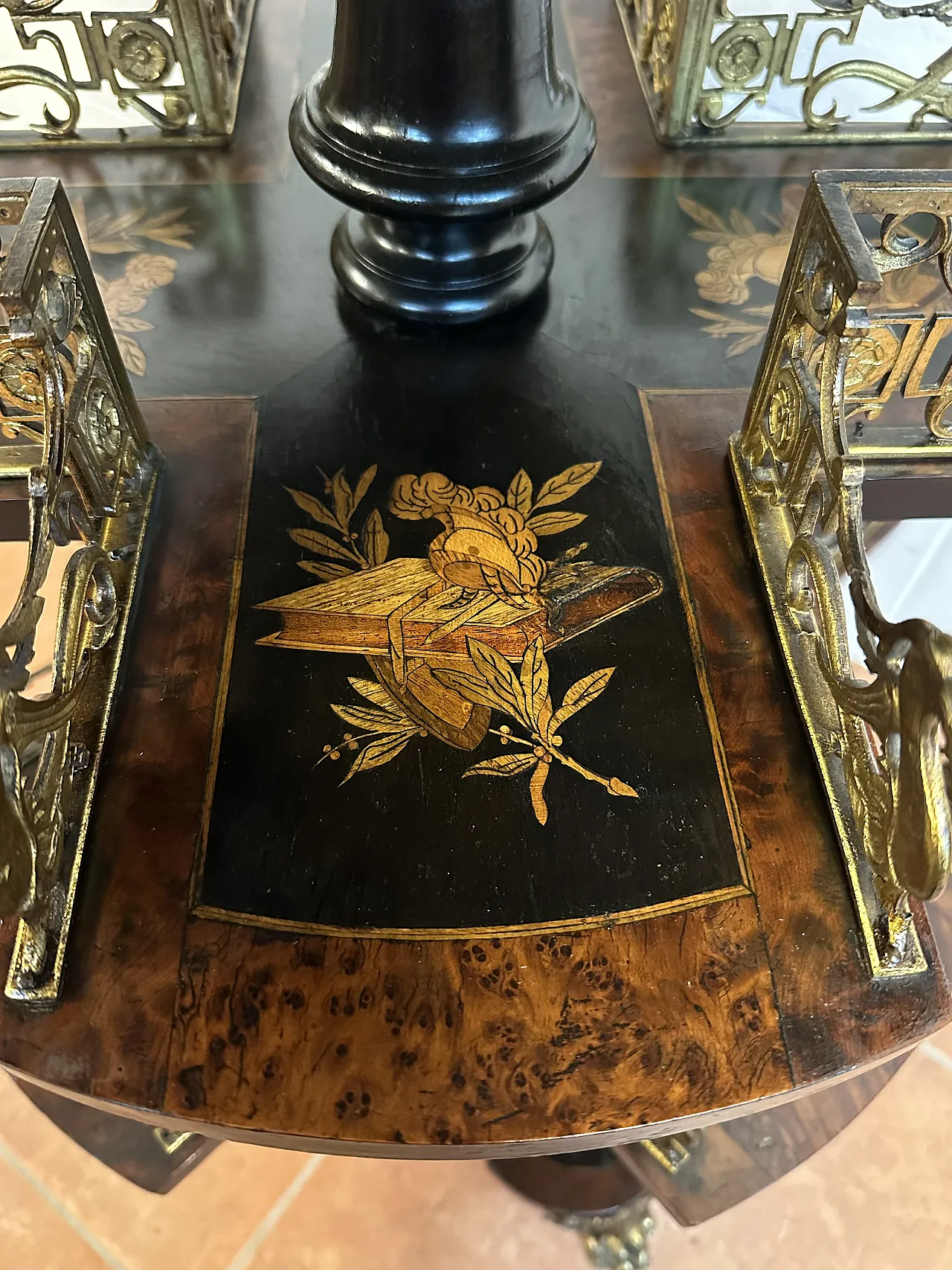 Libreria Girevole NapoleoneIII, intarsi, Francia, metà ’800 15