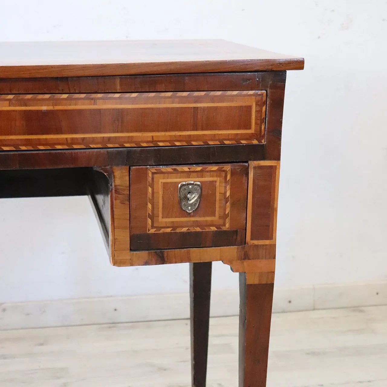 Antique desk with refined inlay, late 19th century 7