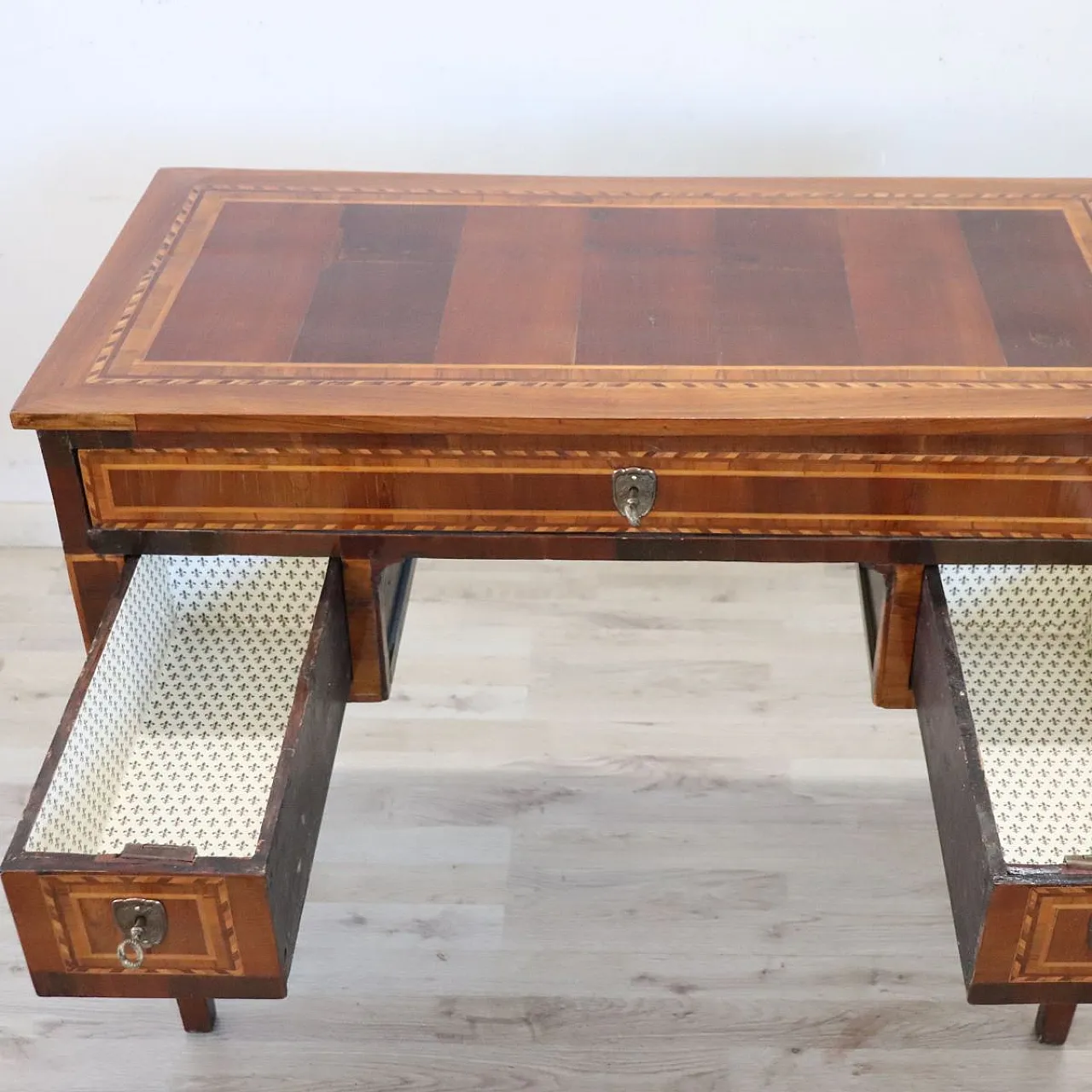 Antique desk with refined inlay, late 19th century 9