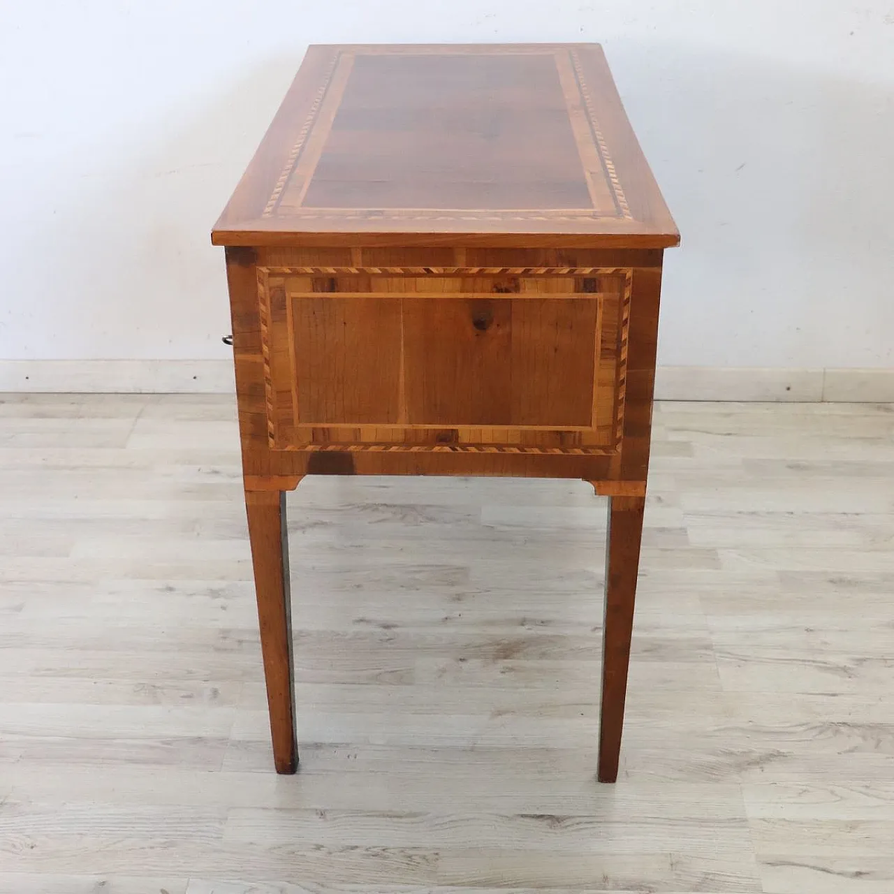 Antique desk with refined inlay, late 19th century 16