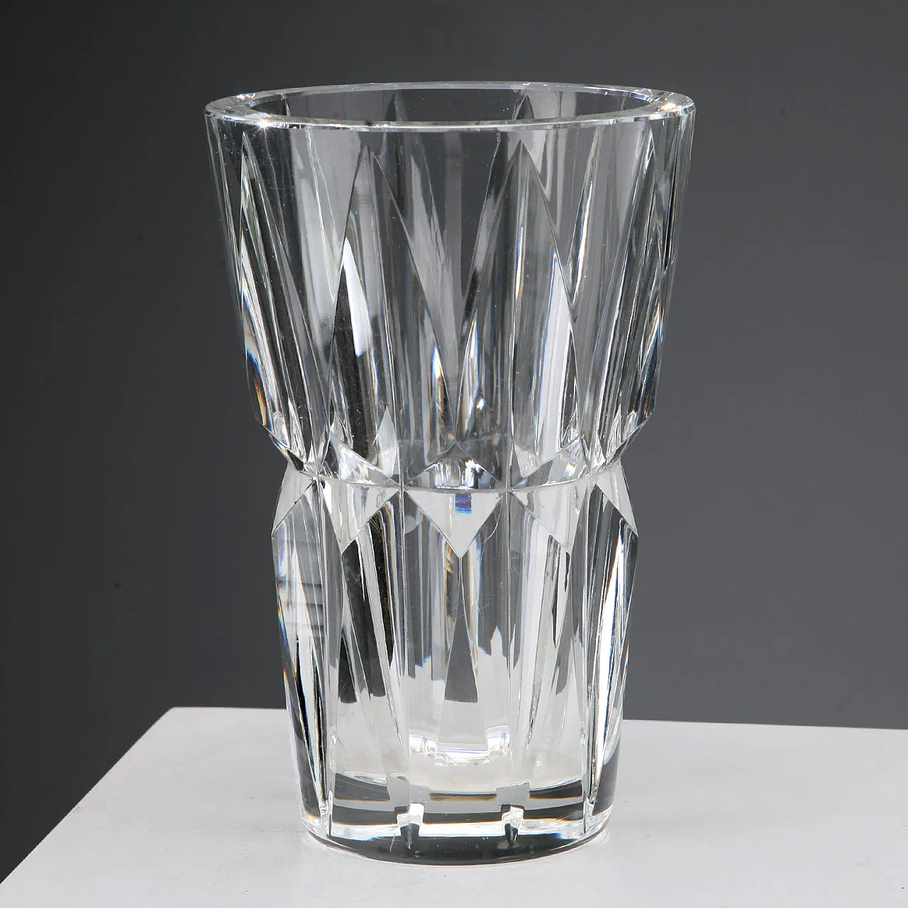 Vaso in cristallo Manifattura Saint Louis, '900 3