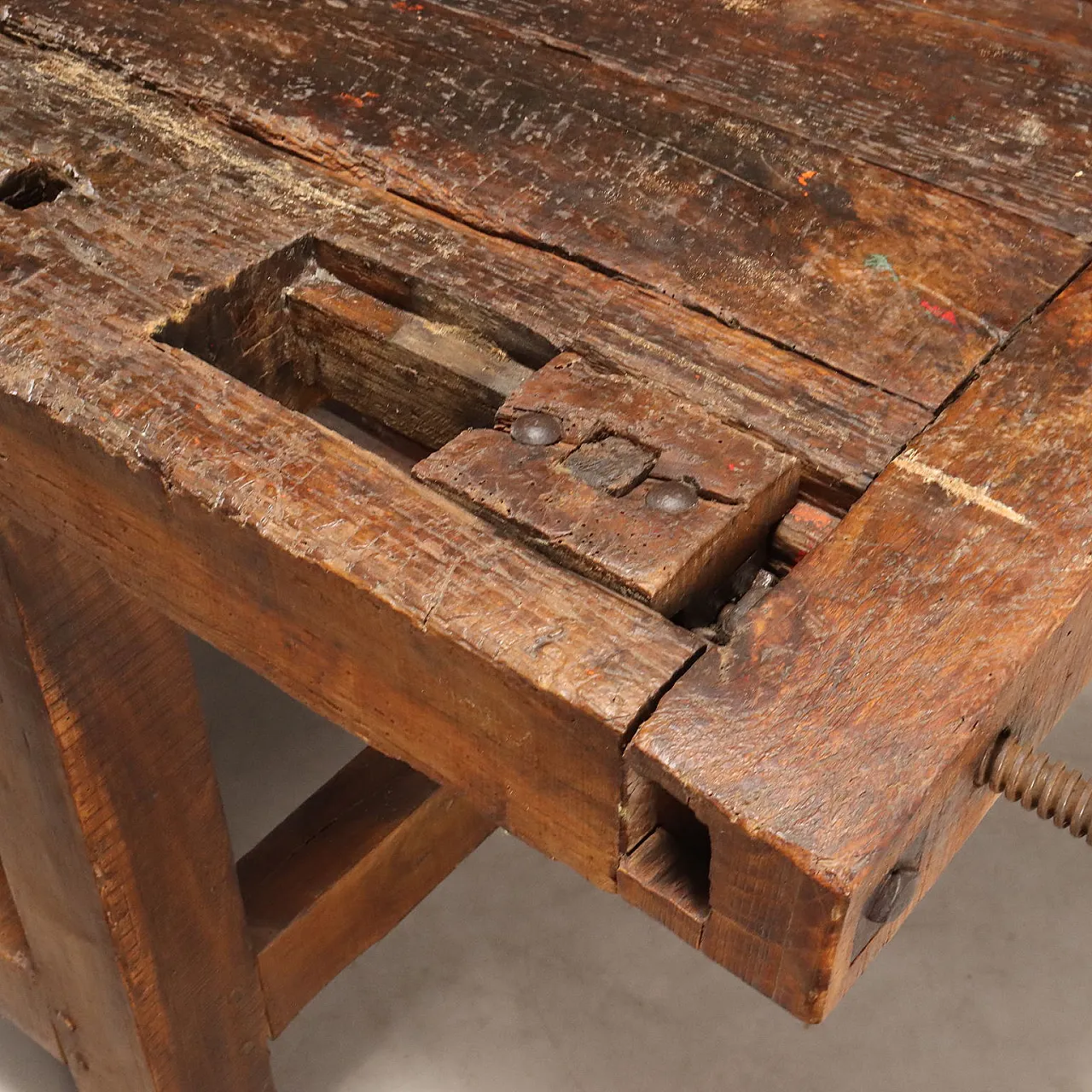 Carpenter's workbench in chestnut, 19th century 6