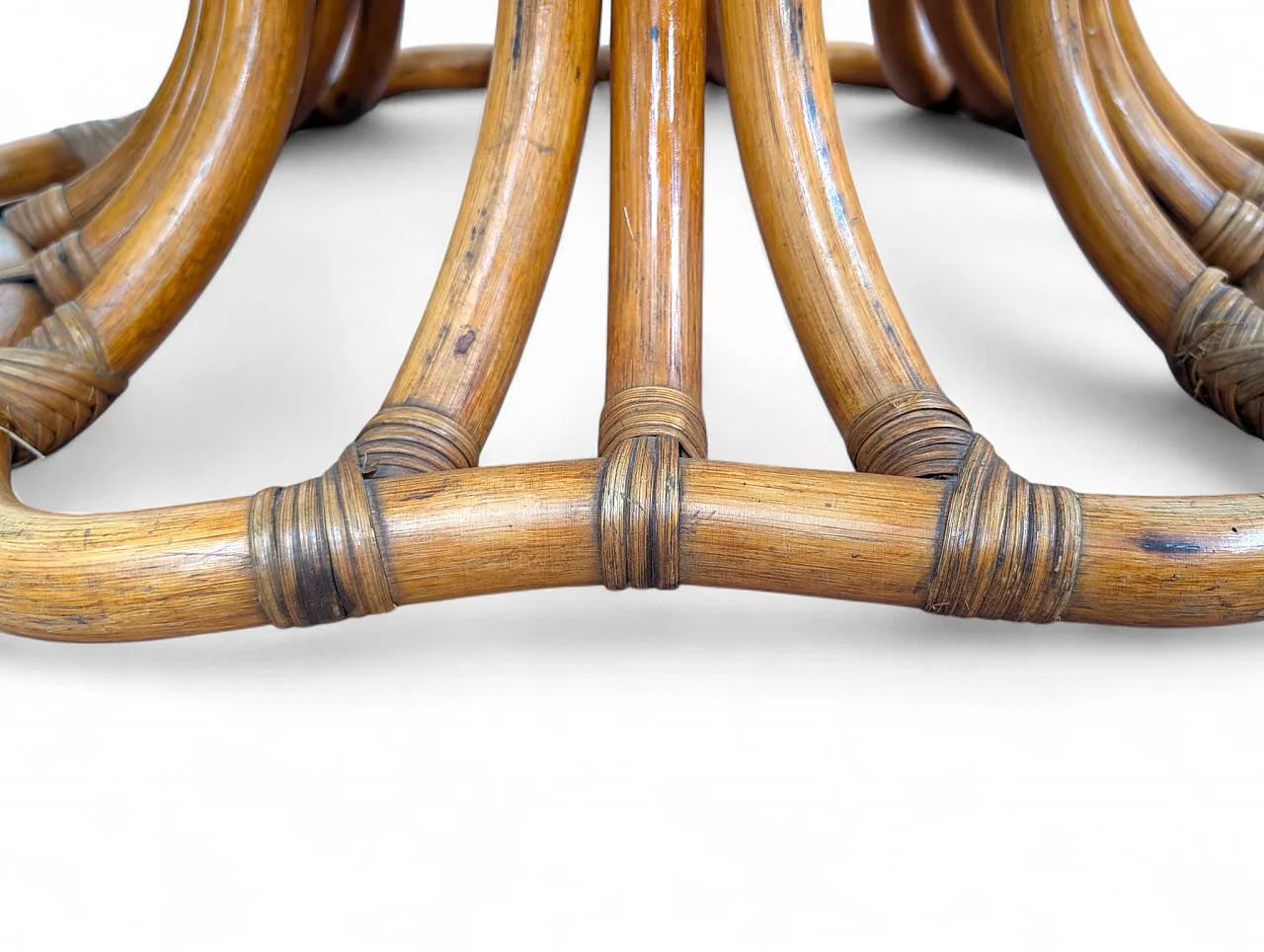 Round wicker table with smoked glass top, 20th century 4