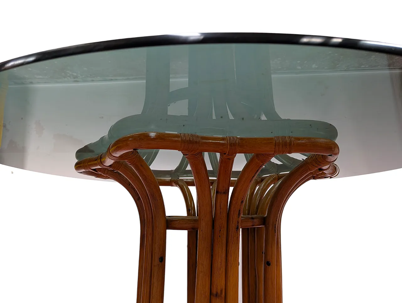 Round wicker table with smoked glass top, 20th century 5