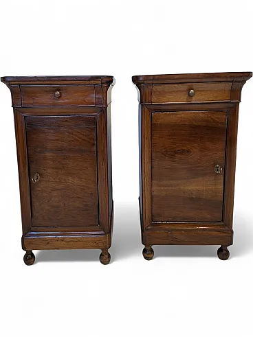 Coppia di comodini Cappuccini noce massello, stile Luigi Filippo, '800