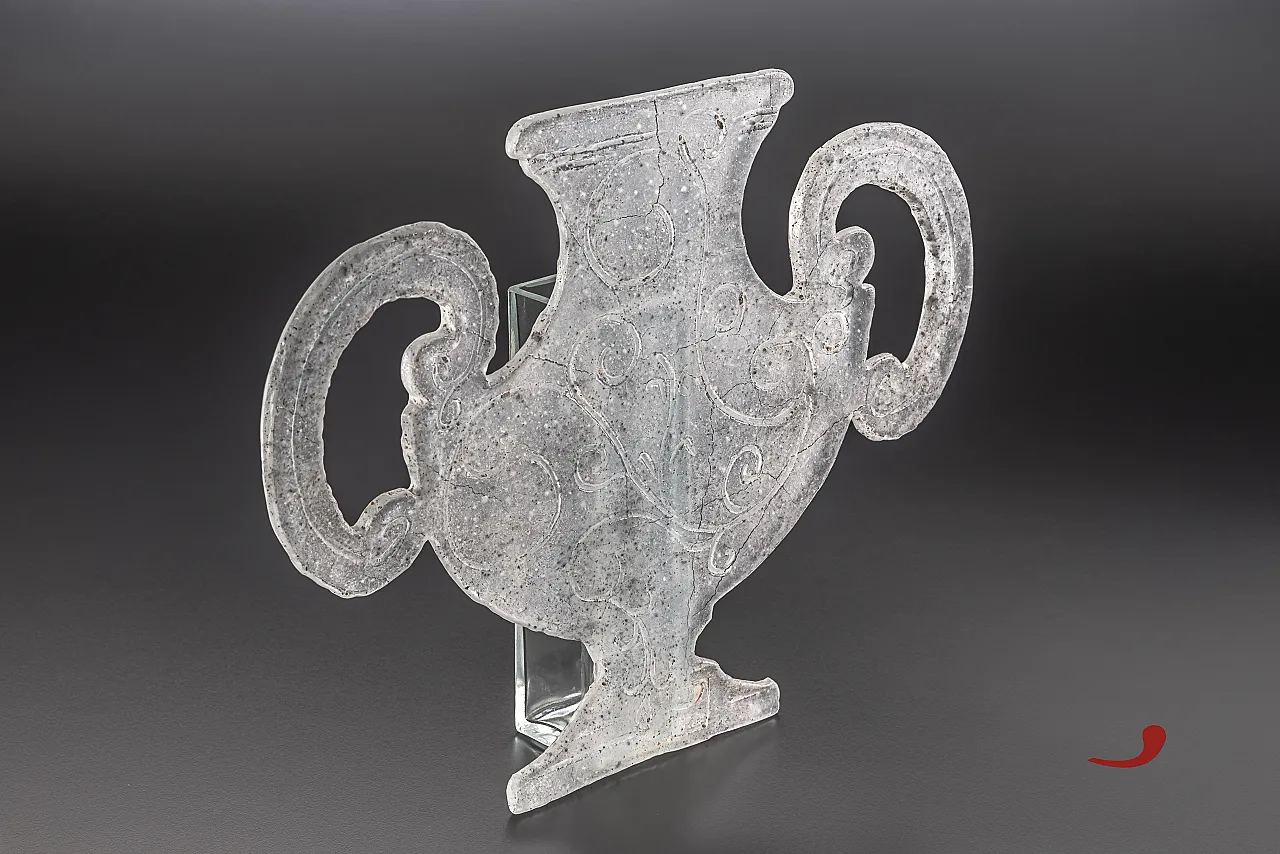 Glass sculpture vase with two handles Italian craftsmanship, 2000s 1