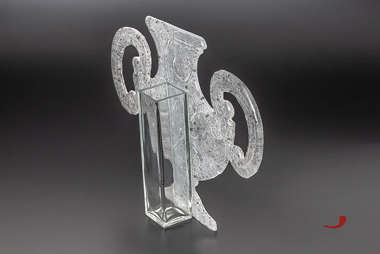 Glass sculpture vase with two handles Italian craftsmanship, 2000s 2