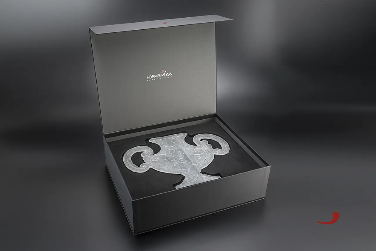 Glass sculpture vase with two handles Italian craftsmanship, 2000s 6