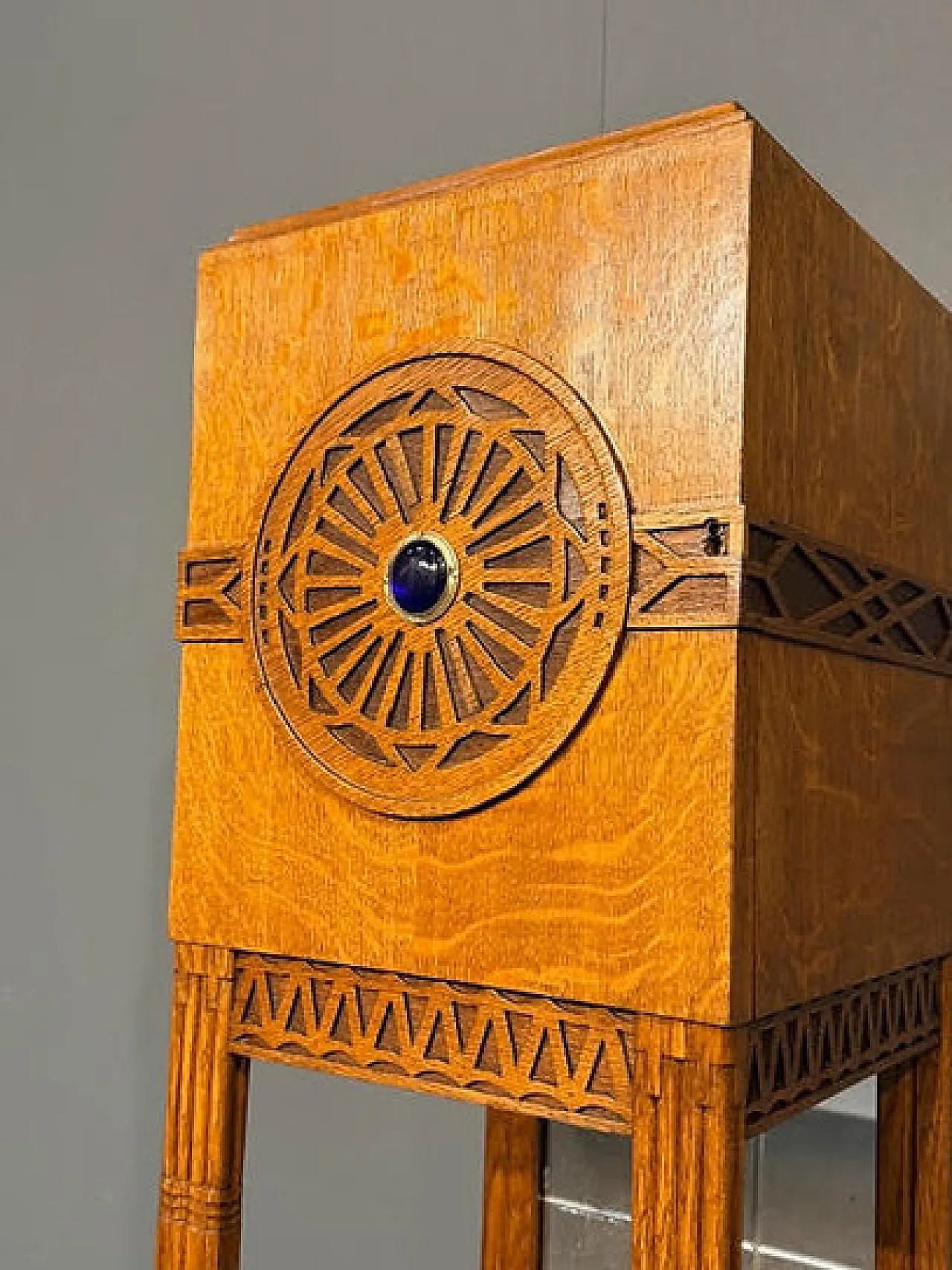 Pair of Liberty oak columns, early 20th century 6