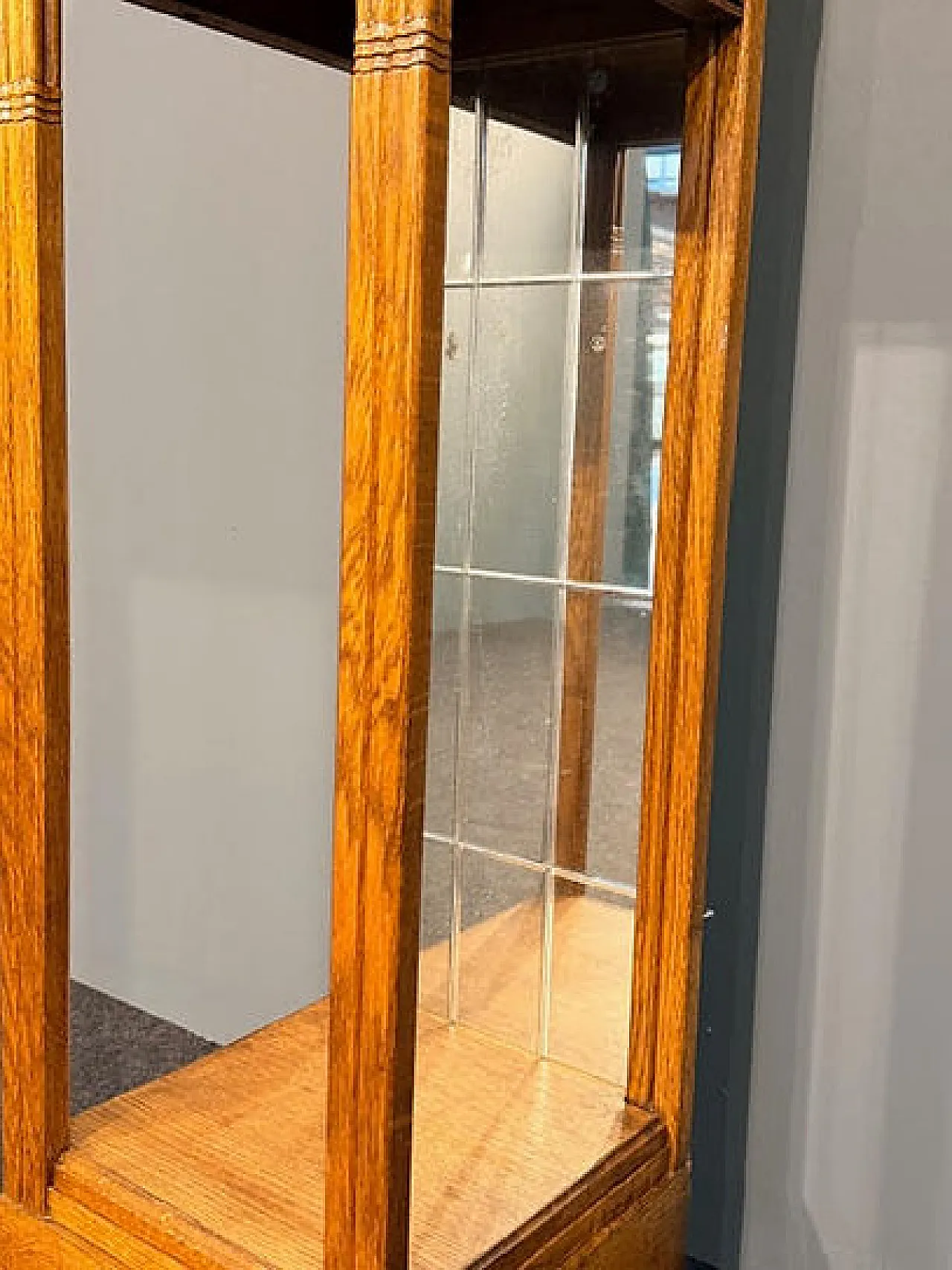 Pair of Liberty oak columns, early 20th century 8