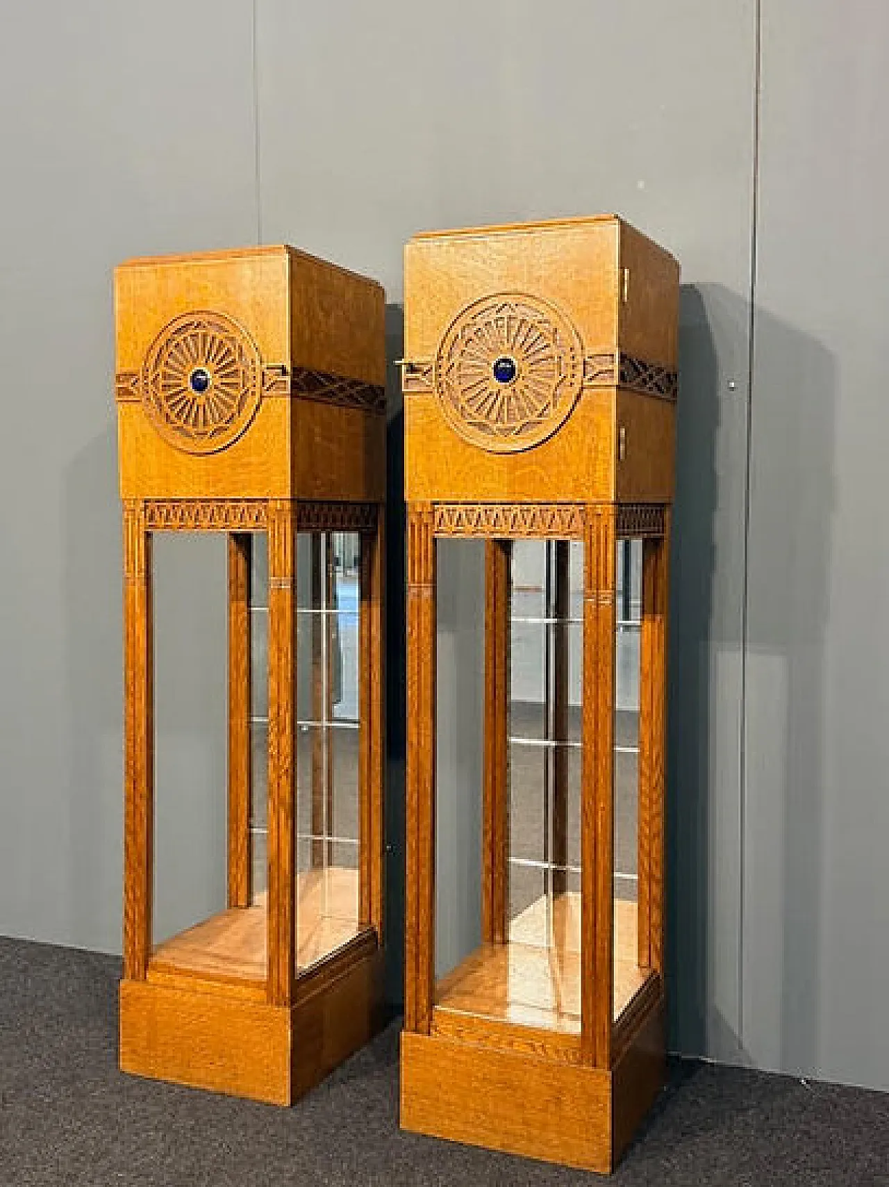 Pair of Liberty oak columns, early 20th century 11