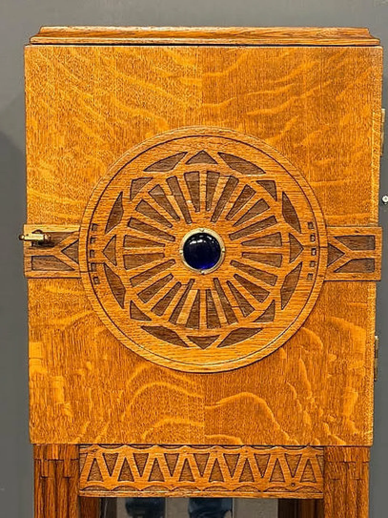 Pair of Liberty oak columns, early 20th century 12