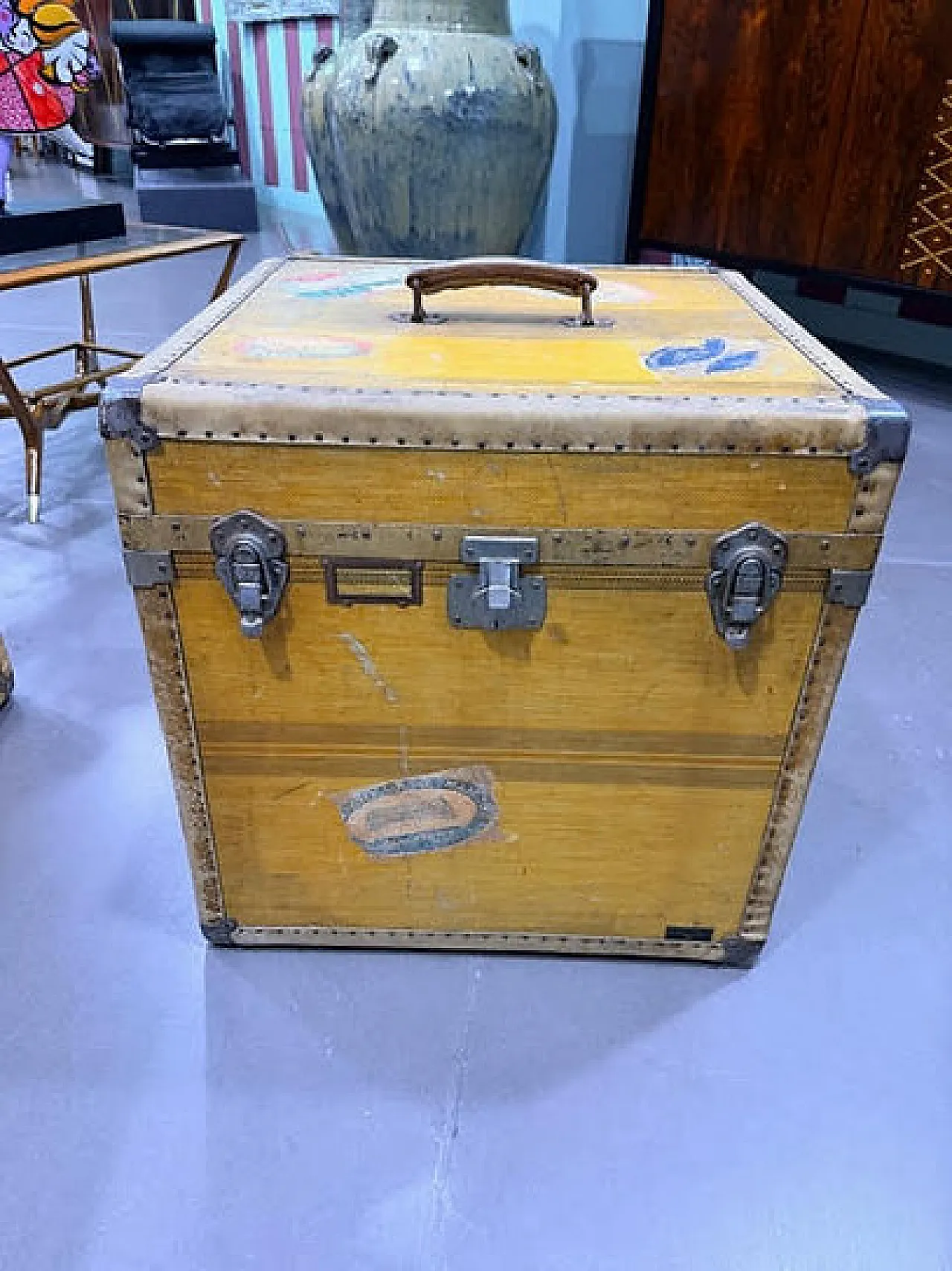 Pair of travel trunks, early 20th century 4
