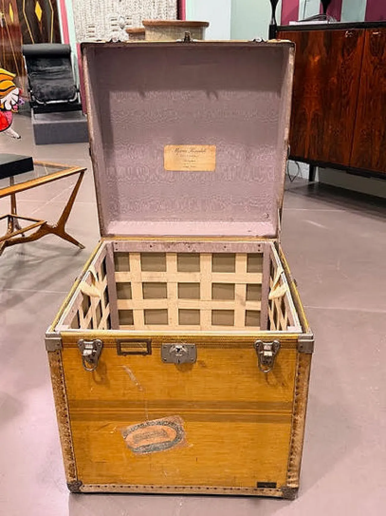 Pair of travel trunks, early 20th century 10