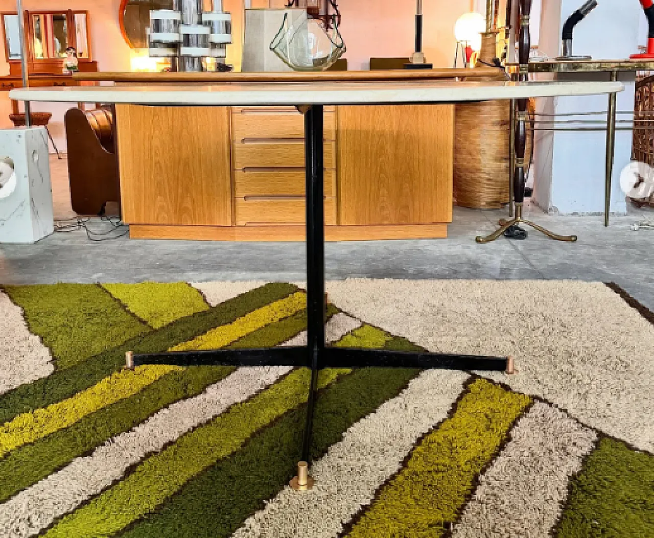 Dining table with round marble top, 1970s 2
