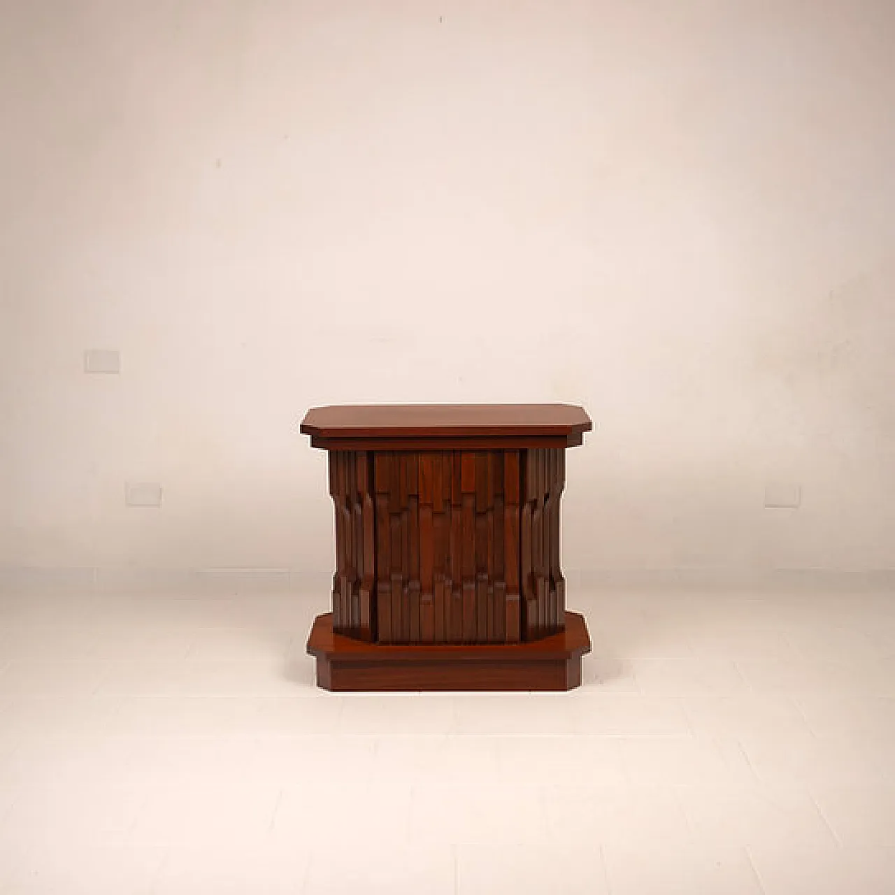 Sculptural multifunctional Norman base by Luciano Frigerio, 1970s 1