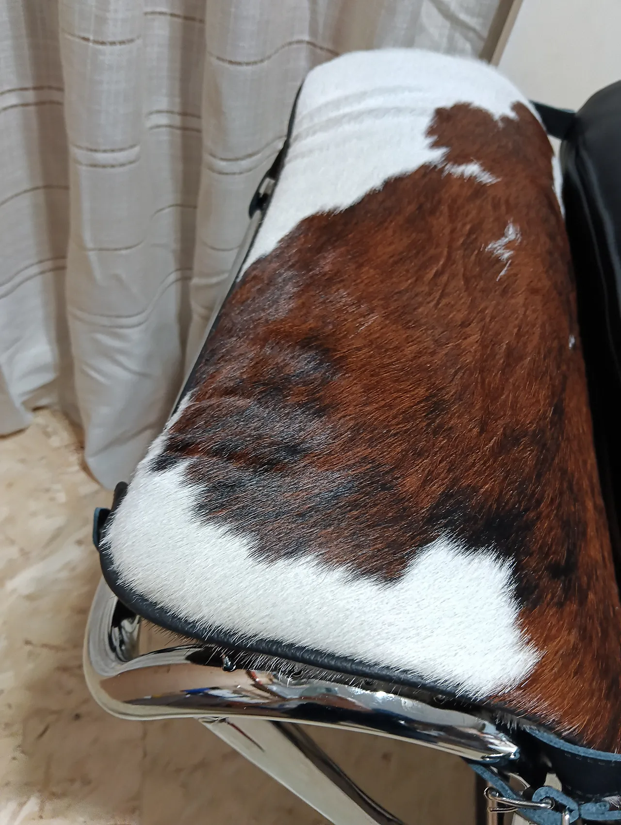 Chaise Longue LC4 1401 in spotted fur by Mdf Italia, 200s 8