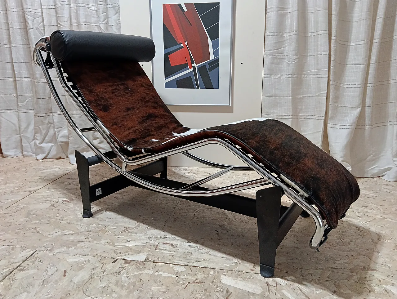 Chaise Longue LC4 1401 in spotted fur by Mdf Italia, 200s 32