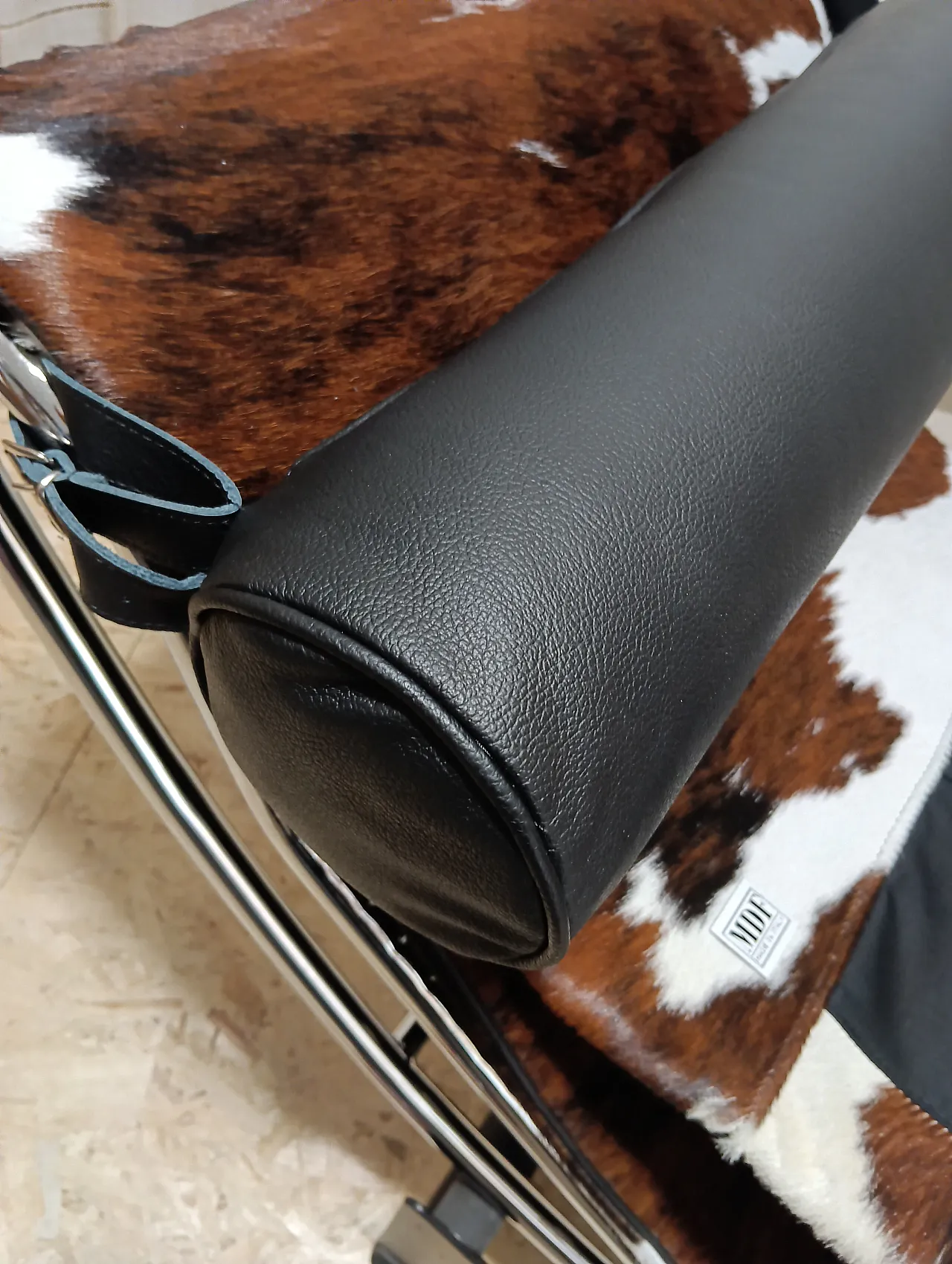 Chaise Longue LC4 1401 in spotted fur by Mdf Italia, 200s 60