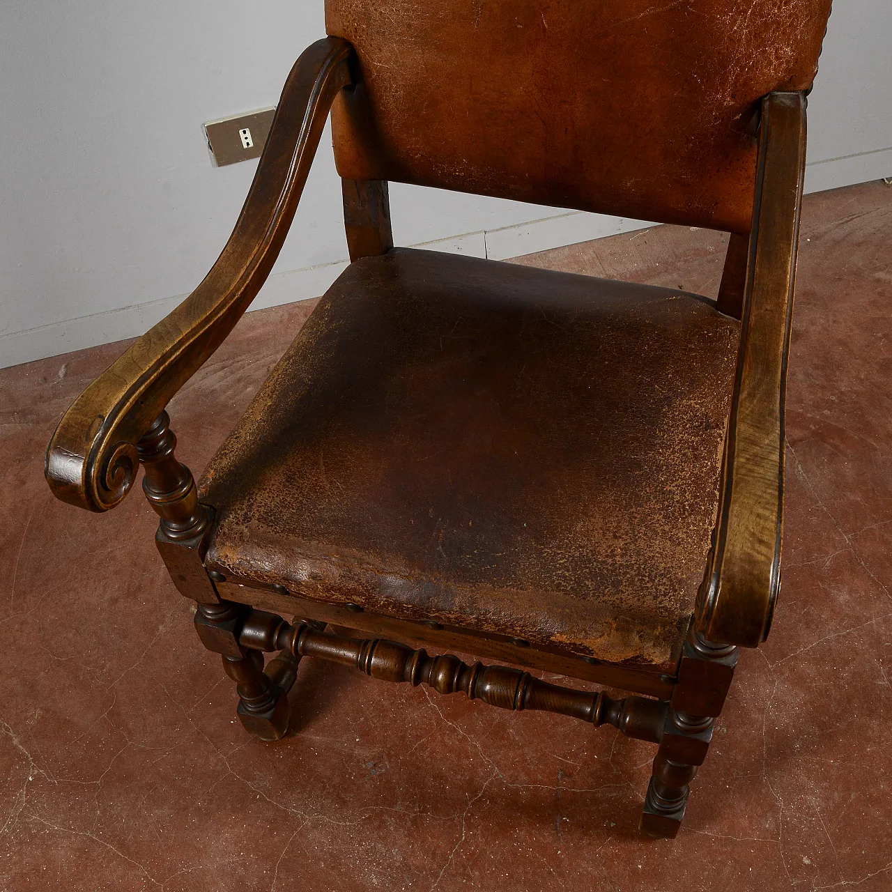 Poltrona barocca rivestita in cuoio, '800 4