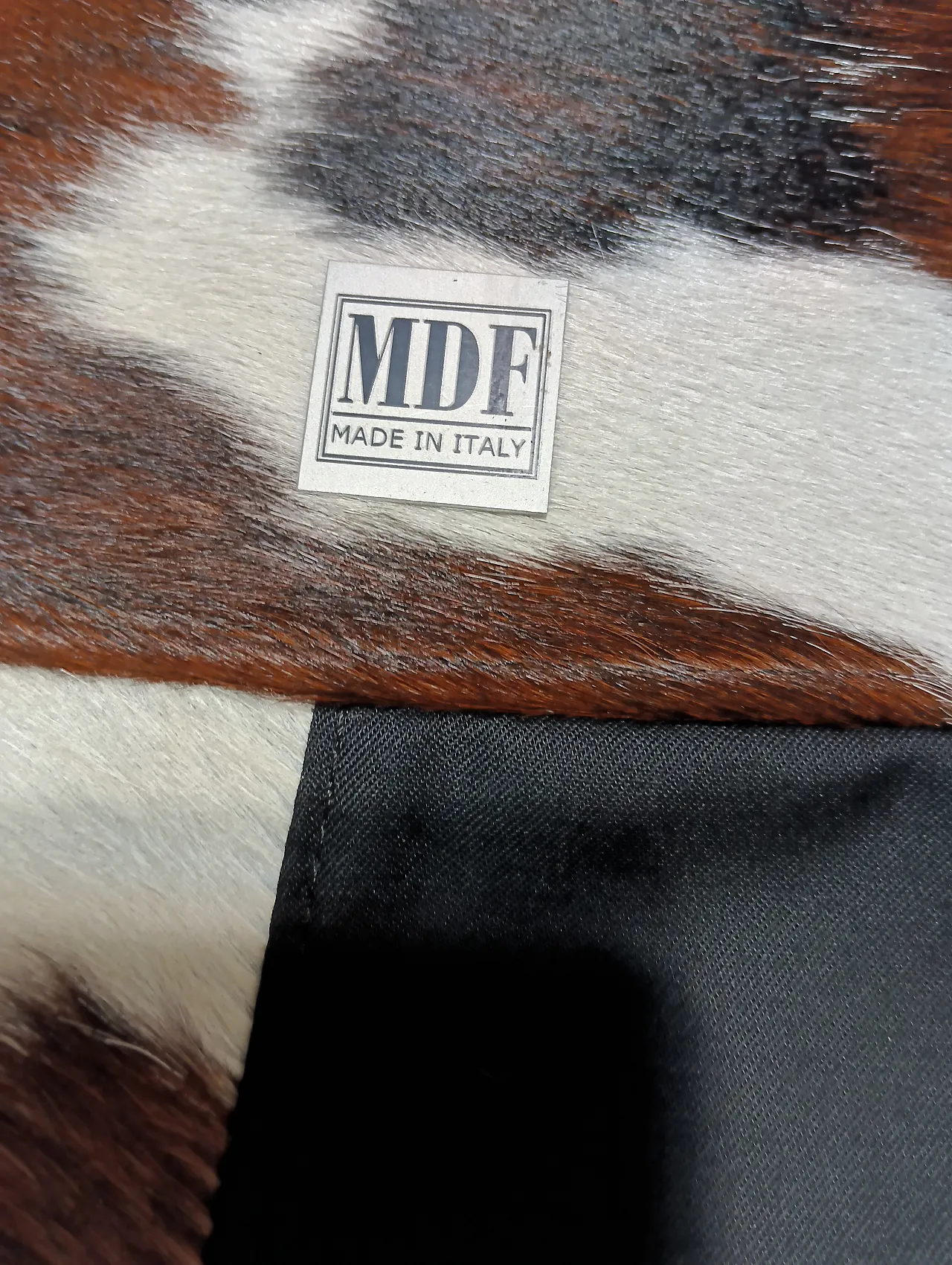 Chaise Longue LC4 1401 in spotted fur by Mdf Italia, 200s 72