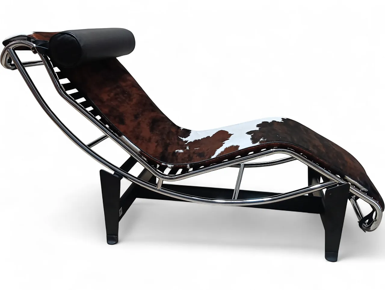 Chaise Longue LC4 1401 in spotted fur by Mdf Italia, 200s 73