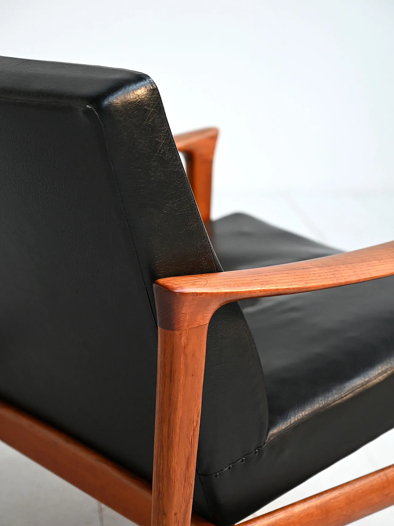Pair of Oslo armchairs by Inge Andersson for Bröderna Anderssons, 60s 7