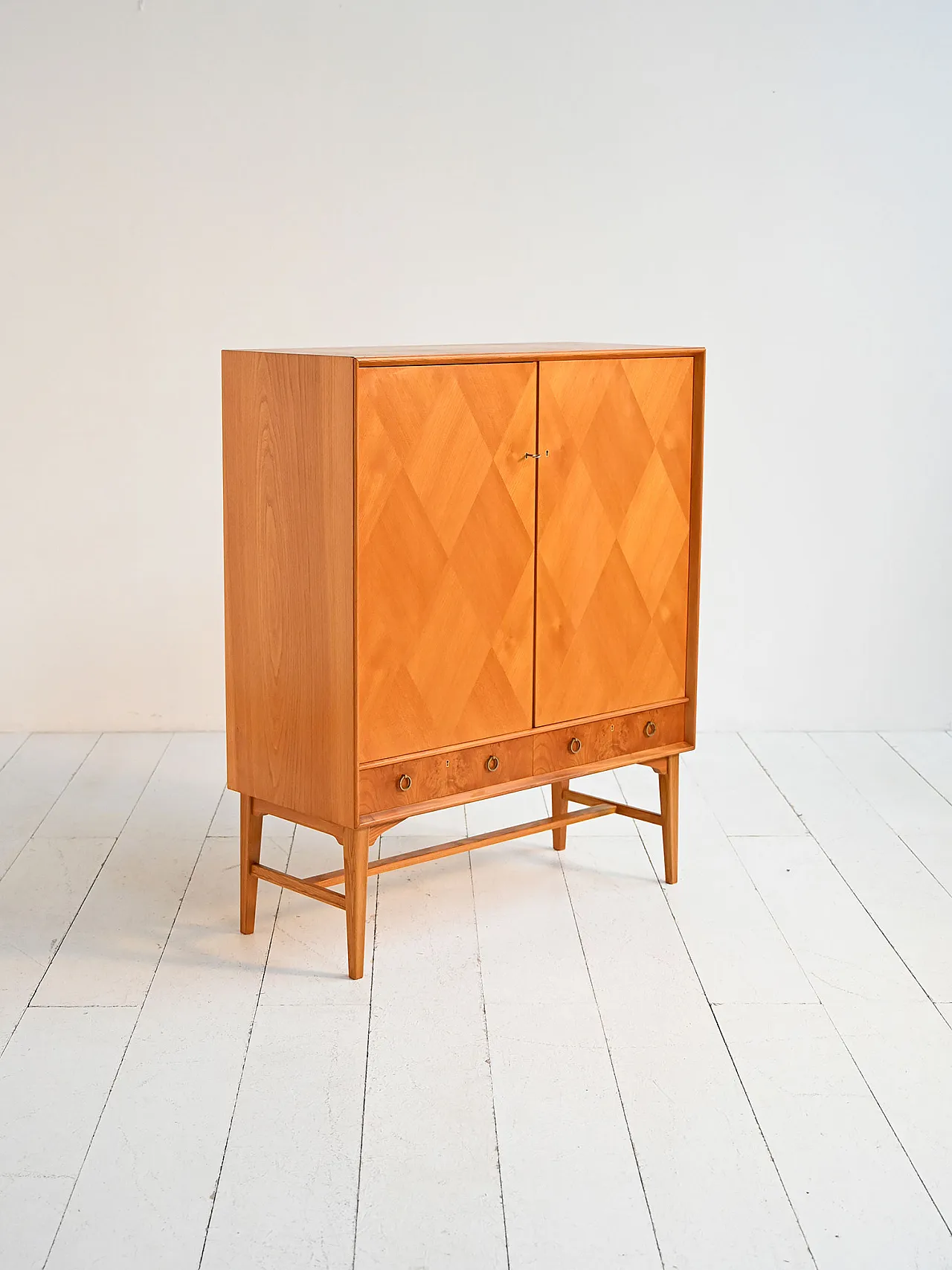 AB Seffle Möbelfabrik elm and briar furniture from the 1950s 4
