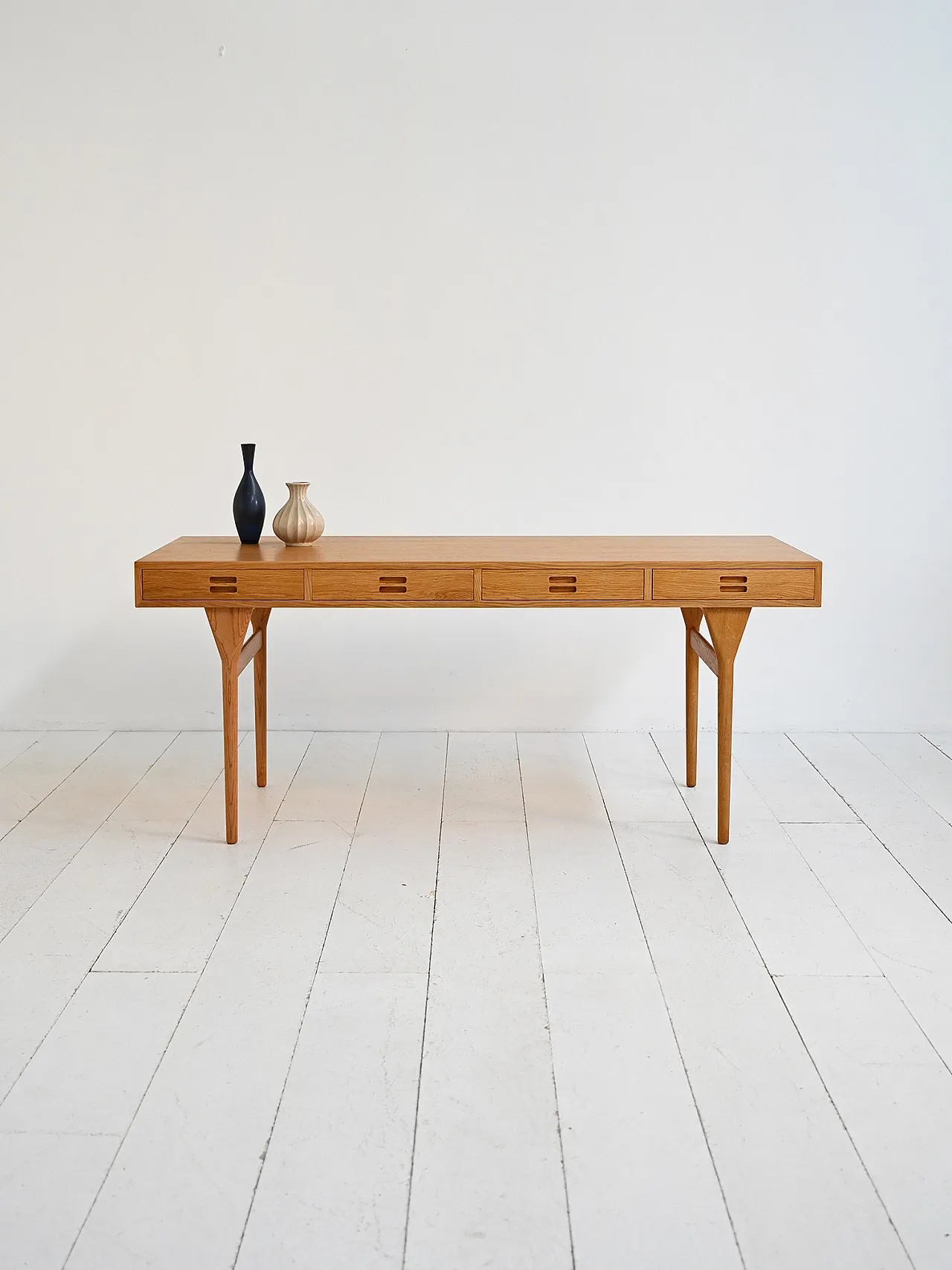 “ND93” model desk by Nanna Ditzel for Søren Willadsen 1