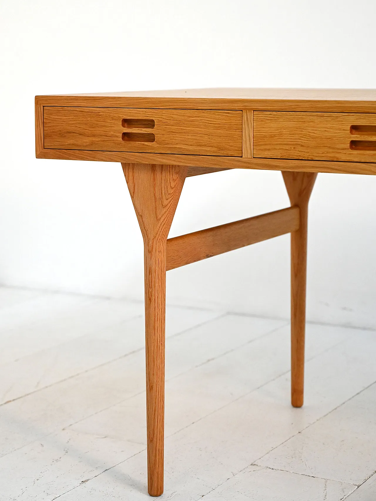 “ND93” model desk by Nanna Ditzel for Søren Willadsen 4